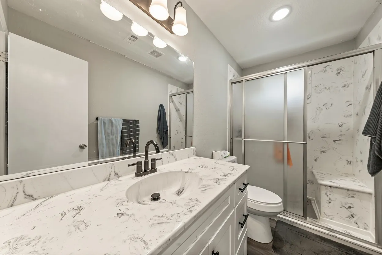 Single Family Residence For Sale in Mc Lennan County , 3409 Kenwood Street, Waco, Texas 76706, 4 Bedroom, 2 Bathroom, 2 Garage spaces, 1,825 Sqft, built in 1973, mls#21347601, Real Estate Agent in Waco, Homes For Sale in Mc Lennan county, Homes For Sale in Waco, Realtor in Waco Texas, Real Estate Brokerage Independent Realty Texas, Luminita Cordes Realtor