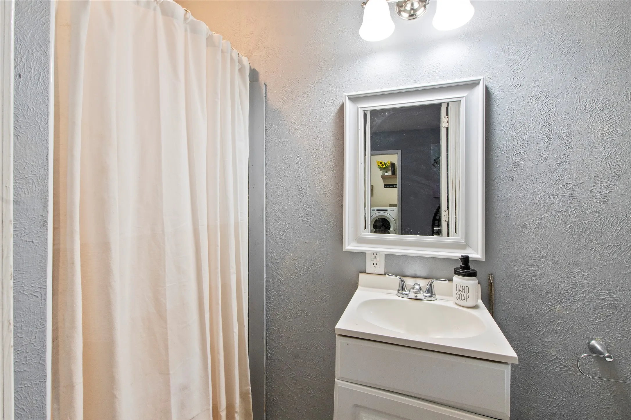 Bedroom #1 ensuite
