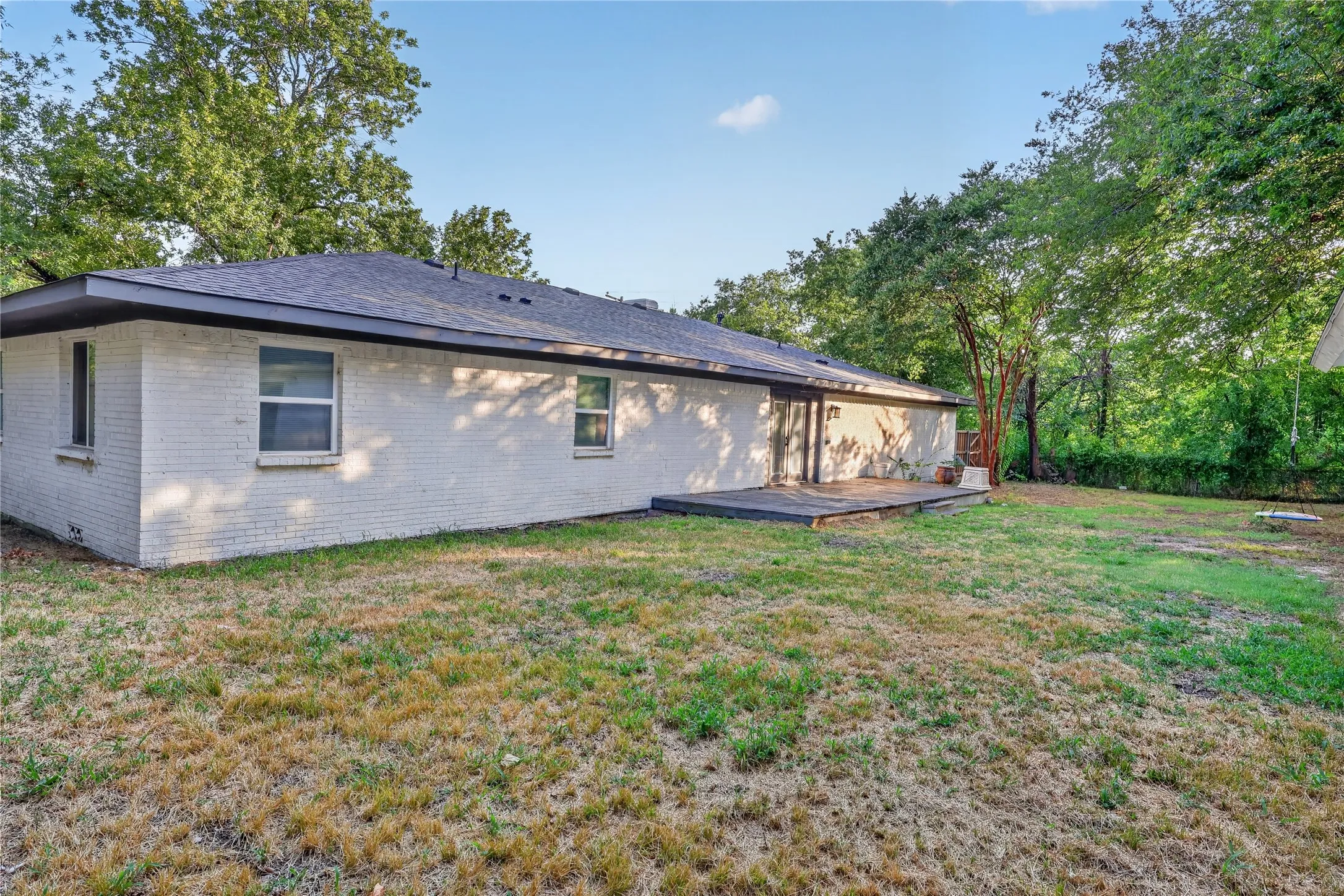 Single Family Residence For Rent in Kaufman County , 209 W 9th Street, Kemp, Texas 75143, 5 Bedroom, 3 Bathroom, 2 Garage spaces, 2,728 Sqft, built in 1969, mls#21347623, Real Estate Agent in Kemp, Homes For Rent in Kaufman county, Homes For Rent in Kemp, Realtor in Kemp Texas, Real Estate Brokerage Independent Realty Texas, Luminita Cordes Realtor
