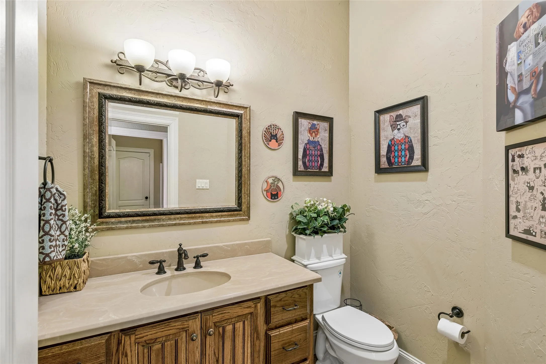 Single Family Residence For Sale in Ellis County , 1720 Ashington Place, Midlothian, Texas 76065, 4 Bedroom, 3 Bathroom, 2 Garage spaces, 2,442 Sqft, built in 2004, mls#21346763, Real Estate Agent in Midlothian, Homes For Sale in Ellis county, Homes For Sale in Midlothian, Realtor in Midlothian Texas, Real Estate Brokerage Independent Realty Texas, Luminita Cordes Realtor