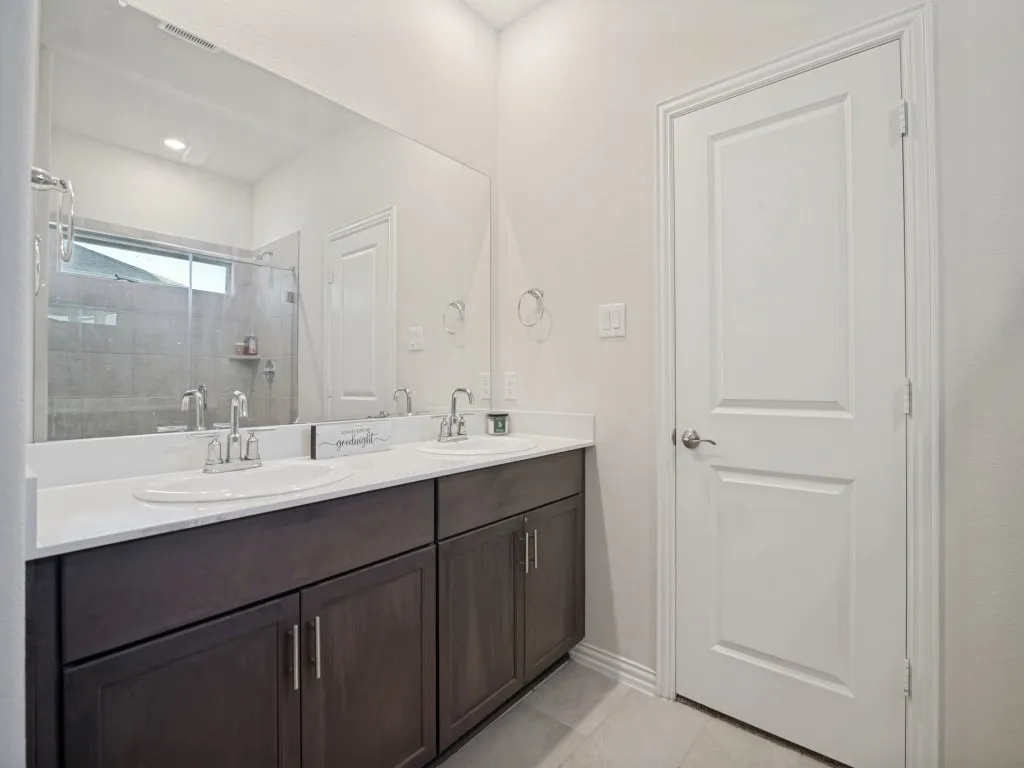 Single Family Residence For Sale in Kaufman County , 1118 Spectra Drive, Forney, Texas 75126, 4 Bedroom, 3 Bathroom, 2 Garage spaces, 2,680 Sqft, built in 2022, Price $375,000, mls#21347434, Real Estate Agent in Forney, Homes For Sale in Kaufman county, Homes For Sale in Forney, Realtor in Forney Texas, Real Estate Brokerage Independent Realty Texas, Luminita Cordes Realtor