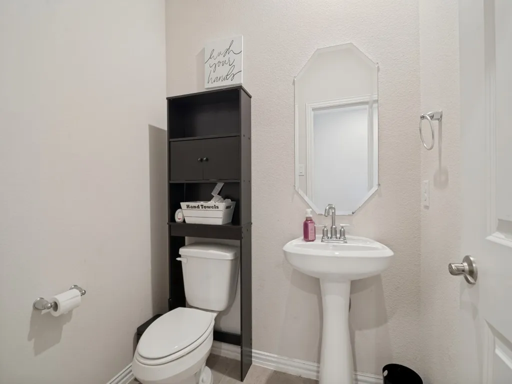 Single Family Residence For Sale in Kaufman County , 1118 Spectra Drive, Forney, Texas 75126, 4 Bedroom, 3 Bathroom, 2 Garage spaces, 2,680 Sqft, built in 2022, Price $375,000, mls#21347434, Real Estate Agent in Forney, Homes For Sale in Kaufman county, Homes For Sale in Forney, Realtor in Forney Texas, Real Estate Brokerage Independent Realty Texas, Luminita Cordes Realtor