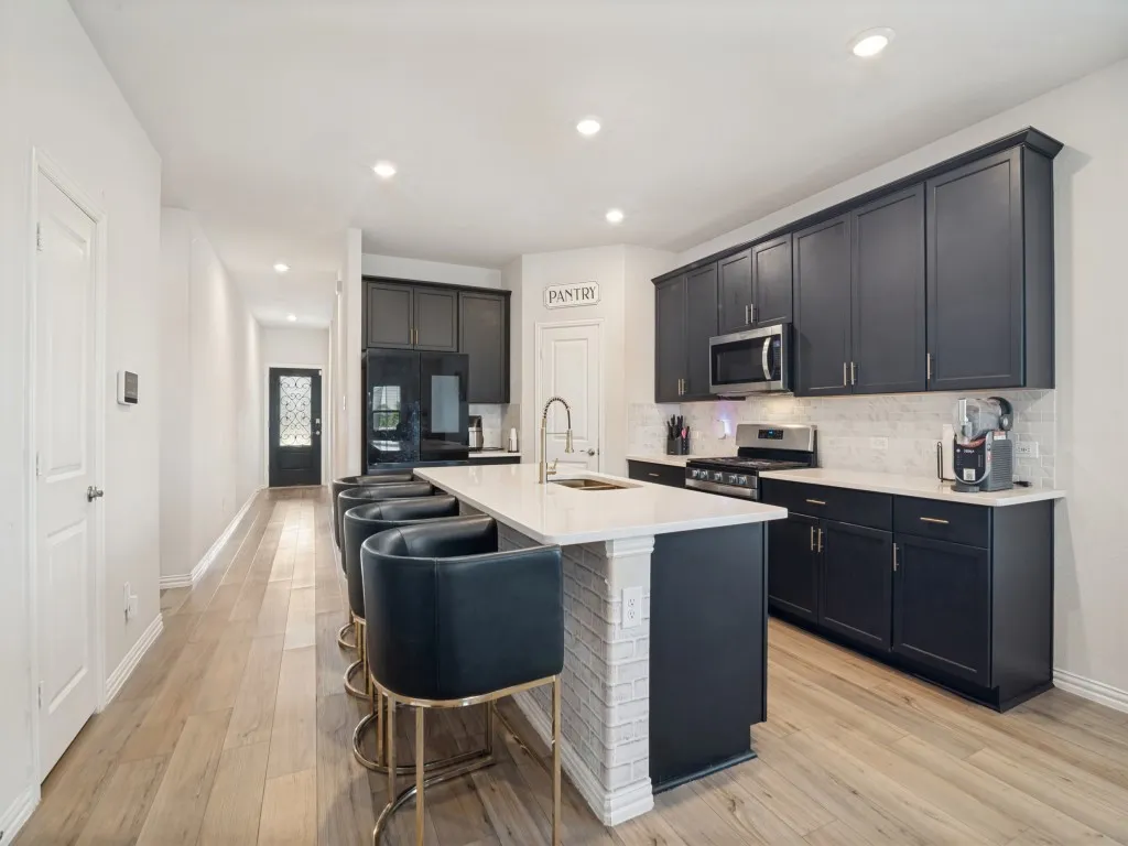 Single Family Residence For Sale in Kaufman County , 1118 Spectra Drive, Forney, Texas 75126, 4 Bedroom, 3 Bathroom, 2 Garage spaces, 2,680 Sqft, built in 2022, Price $375,000, mls#21347434, Real Estate Agent in Forney, Homes For Sale in Kaufman county, Homes For Sale in Forney, Realtor in Forney Texas, Real Estate Brokerage Independent Realty Texas, Luminita Cordes Realtor