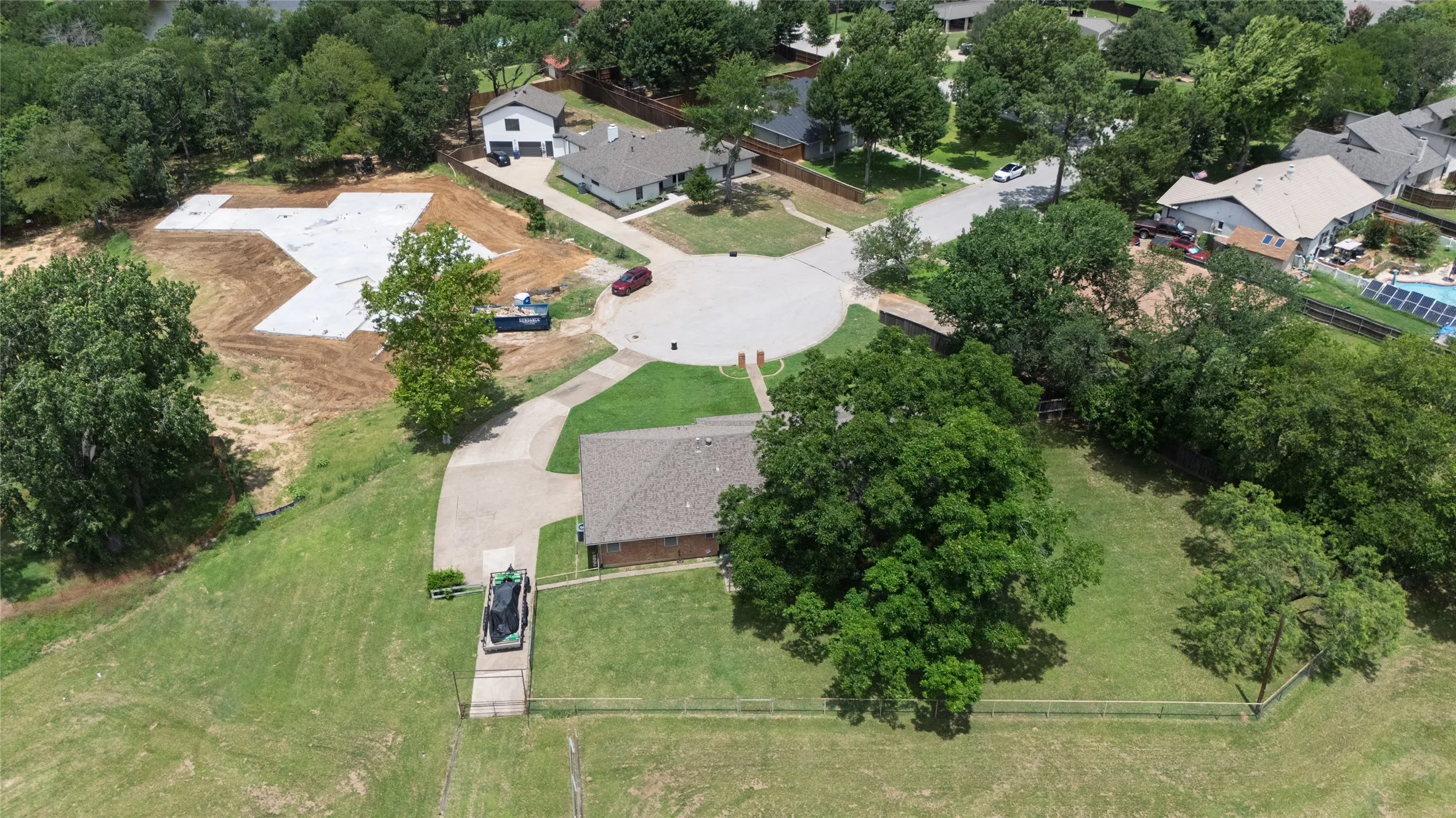 Single Family Residence For Sale in Tarrant County , 1215 Oakwood Trail, Southlake, Texas 76092, 4 Bedroom, 3 Bathroom, 2 Garage spaces, 2,700 Sqft, built in 1980, mls#21343826, Real Estate Agent in Southlake, Homes For Sale in Tarrant county, Homes For Sale in Southlake, Realtor in Southlake Texas, Real Estate Brokerage Independent Realty Texas, Luminita Cordes Realtor