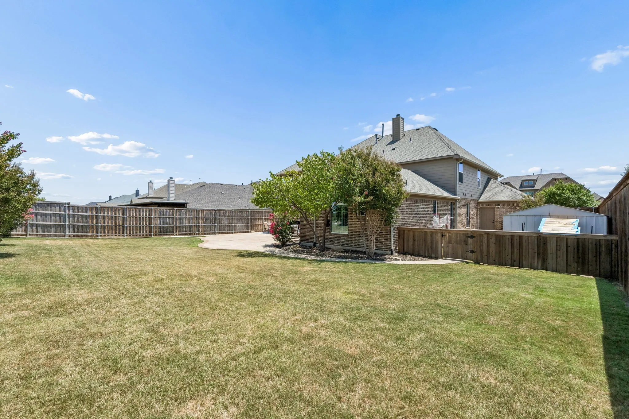Single Family Residence For Sale in Denton County , 2261 Hideaway Pointe Drive, Little Elm, Texas 75068, 5 Bedroom, 3 Bathroom, 3 Garage spaces, 3,575 Sqft, built in 2010, mls#21345692, Real Estate Agent in Little Elm, Homes For Sale in Denton county, Homes For Sale in Little Elm, Realtor in Little Elm Texas, Real Estate Brokerage Independent Realty Texas, Luminita Cordes Realtor