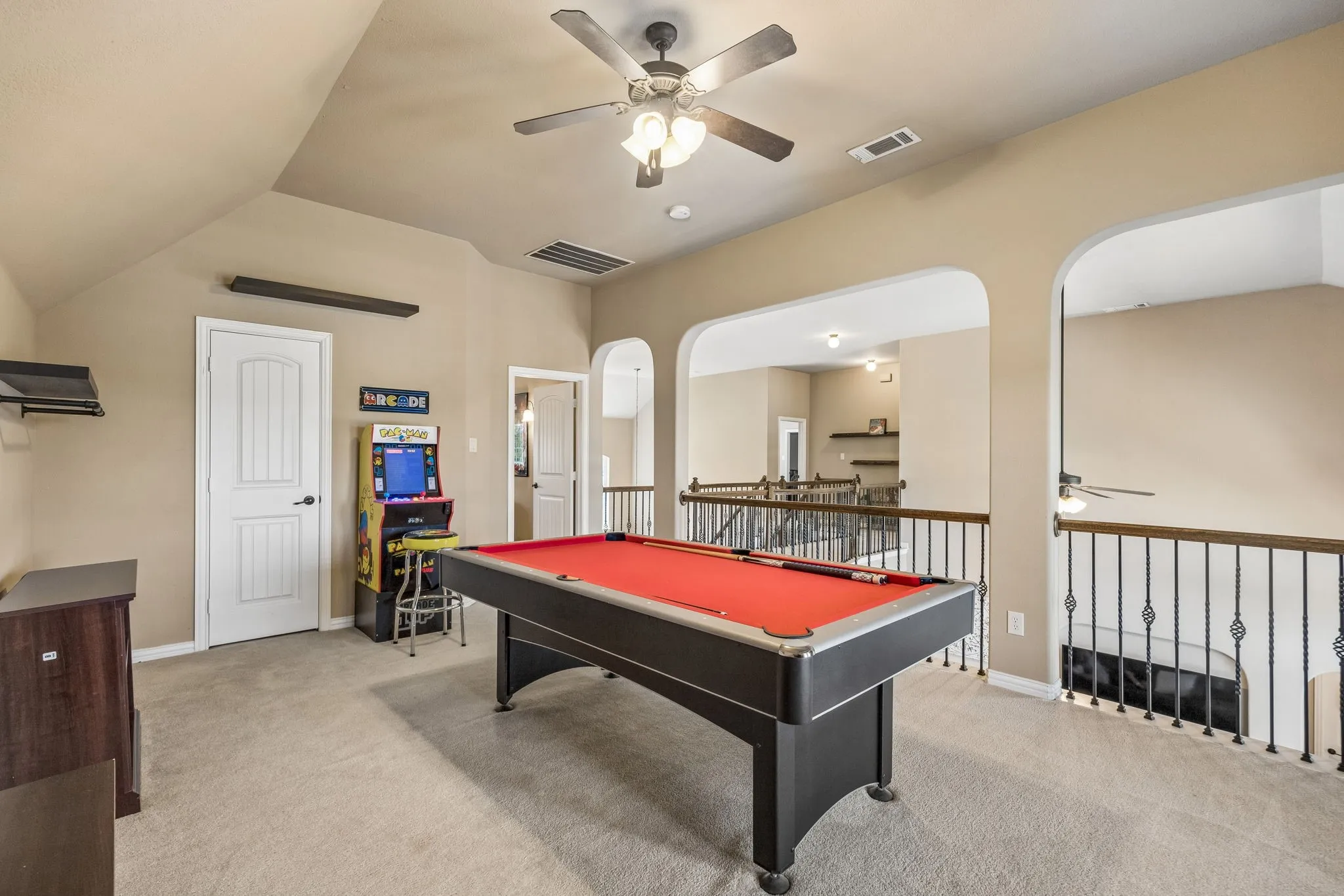 Single Family Residence For Sale in Denton County , 2261 Hideaway Pointe Drive, Little Elm, Texas 75068, 5 Bedroom, 3 Bathroom, 3 Garage spaces, 3,575 Sqft, built in 2010, mls#21345692, Real Estate Agent in Little Elm, Homes For Sale in Denton county, Homes For Sale in Little Elm, Realtor in Little Elm Texas, Real Estate Brokerage Independent Realty Texas, Luminita Cordes Realtor