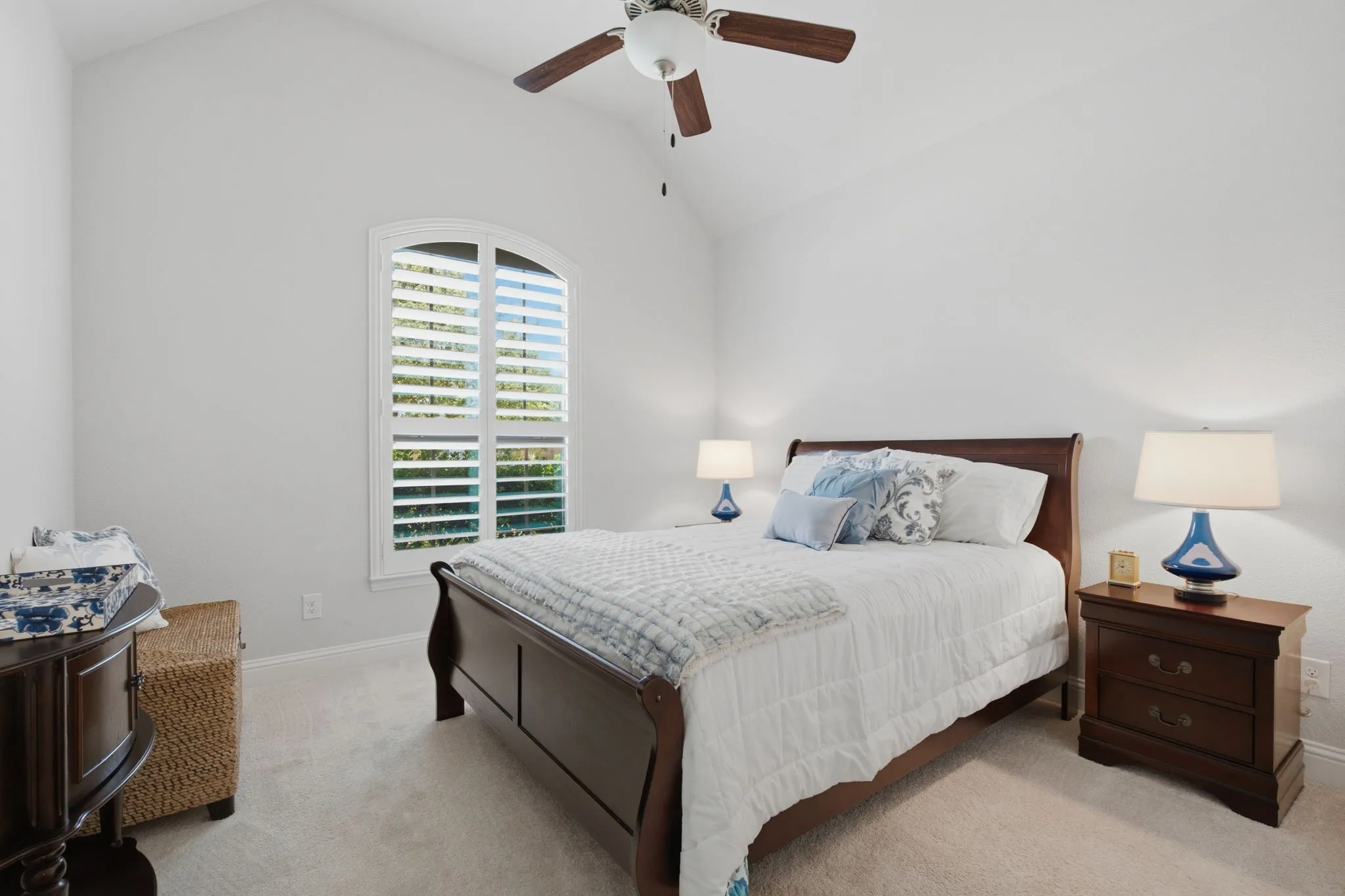 Secondary bedroom and full bathroom to service this bedroom