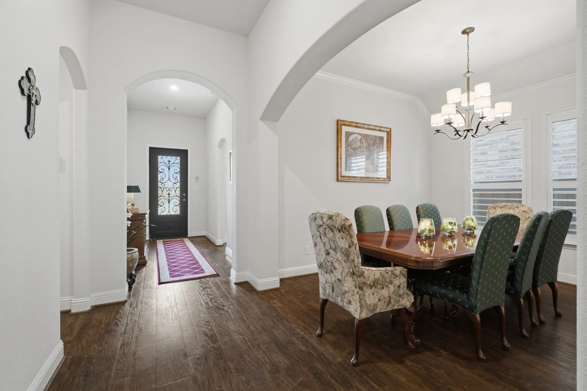 Architectural details throughout with Arched doorways