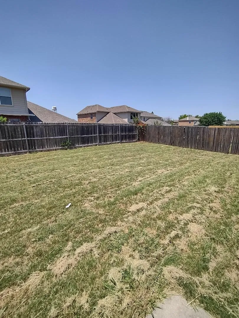 Single Family Residence For Rent in Dallas County , 1613 Wavecrest Drive, Glenn Heights, Texas 75154, 4 Bedroom, 2 Bathroom, 2 Garage spaces, 1,653 Sqft, built in 2004, mls#21347639, Real Estate Agent in Glenn Heights, Homes For Rent in Dallas county, Homes For Rent in Glenn Heights, Realtor in Glenn Heights Texas, Real Estate Brokerage Independent Realty Texas, Luminita Cordes Realtor