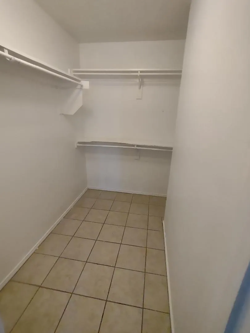 Single Family Residence For Rent in Dallas County , 1613 Wavecrest Drive, Glenn Heights, Texas 75154, 4 Bedroom, 2 Bathroom, 2 Garage spaces, 1,653 Sqft, built in 2004, mls#21347639, Real Estate Agent in Glenn Heights, Homes For Rent in Dallas county, Homes For Rent in Glenn Heights, Realtor in Glenn Heights Texas, Real Estate Brokerage Independent Realty Texas, Luminita Cordes Realtor