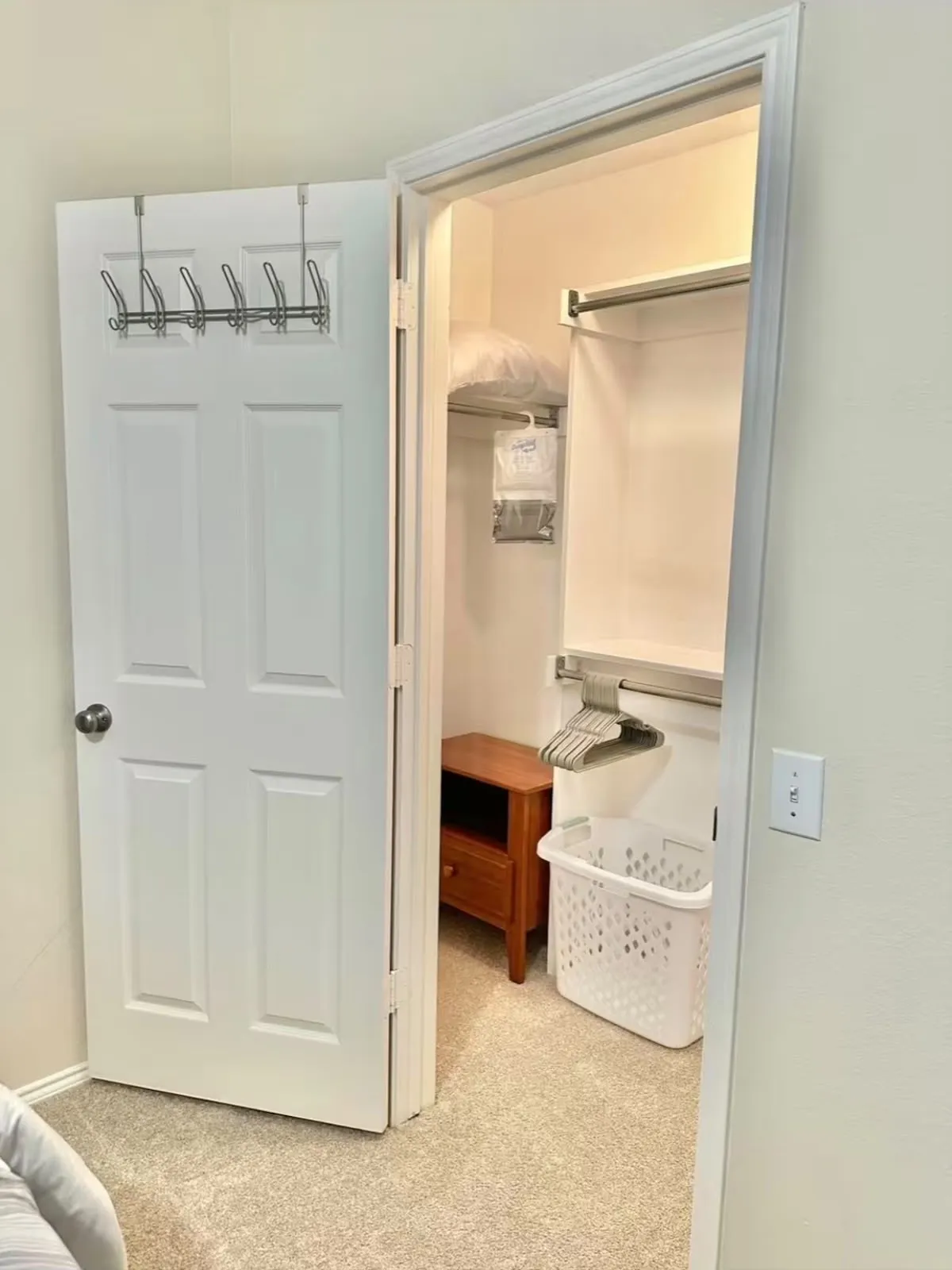 Duplex For Rent in Collin County , 6787 Winston Drive, Frisco, Texas 75035, 3 Bedroom, 3 Bathroom, 2 Garage spaces, 2,004 Sqft, built in 2000, mls#21347636, Real Estate Agent in Frisco, Homes For Rent in Collin county, Homes For Rent in Frisco, Realtor in Frisco Texas, Real Estate Brokerage Independent Realty Texas, Luminita Cordes Realtor