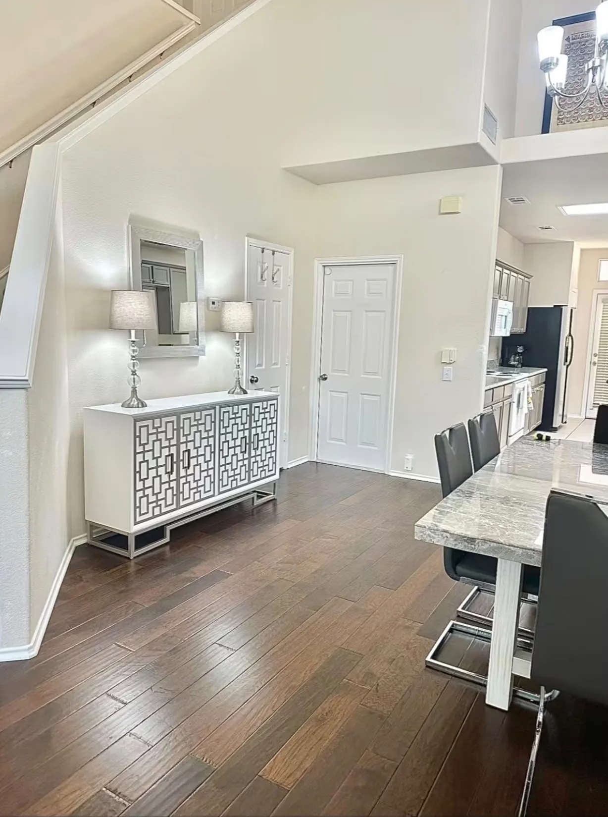 Duplex For Rent in Collin County , 6787 Winston Drive, Frisco, Texas 75035, 3 Bedroom, 3 Bathroom, 2 Garage spaces, 2,004 Sqft, built in 2000, mls#21347636, Real Estate Agent in Frisco, Homes For Rent in Collin county, Homes For Rent in Frisco, Realtor in Frisco Texas, Real Estate Brokerage Independent Realty Texas, Luminita Cordes Realtor