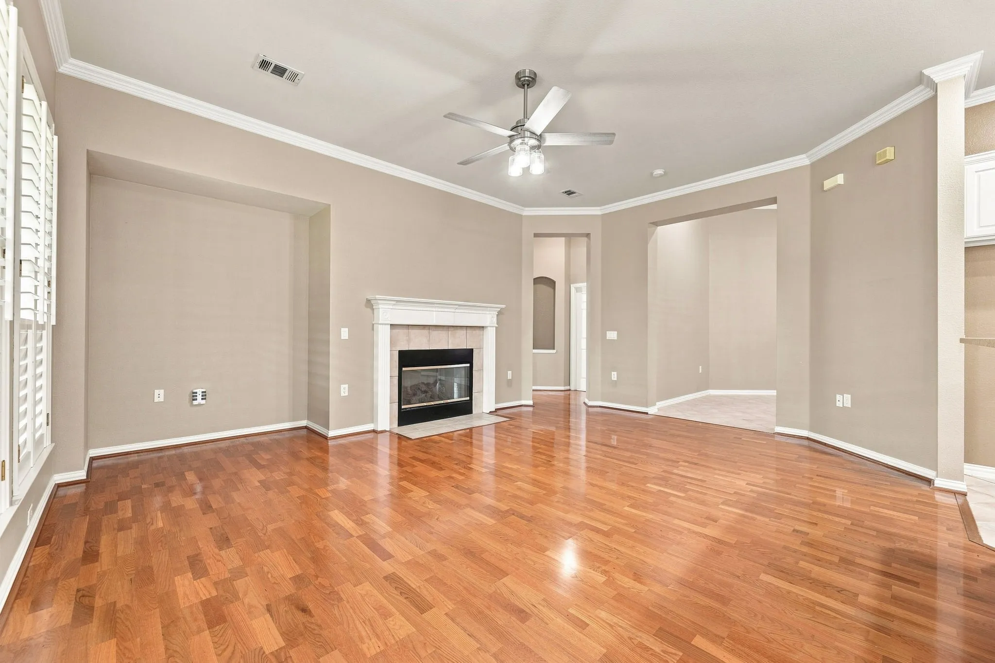 Single Family Residence For Sale in Collin County , 1385 Sagebrook Drive, Fairview, Texas 75069, 2 Bedroom, 2 Bathroom, 2 Garage spaces, 1,848 Sqft, built in 2001, mls#21345114, Real Estate Agent in Fairview, Homes For Sale in Collin county, Homes For Sale in Fairview, Realtor in Fairview Texas, Real Estate Brokerage Independent Realty Texas, Luminita Cordes Realtor