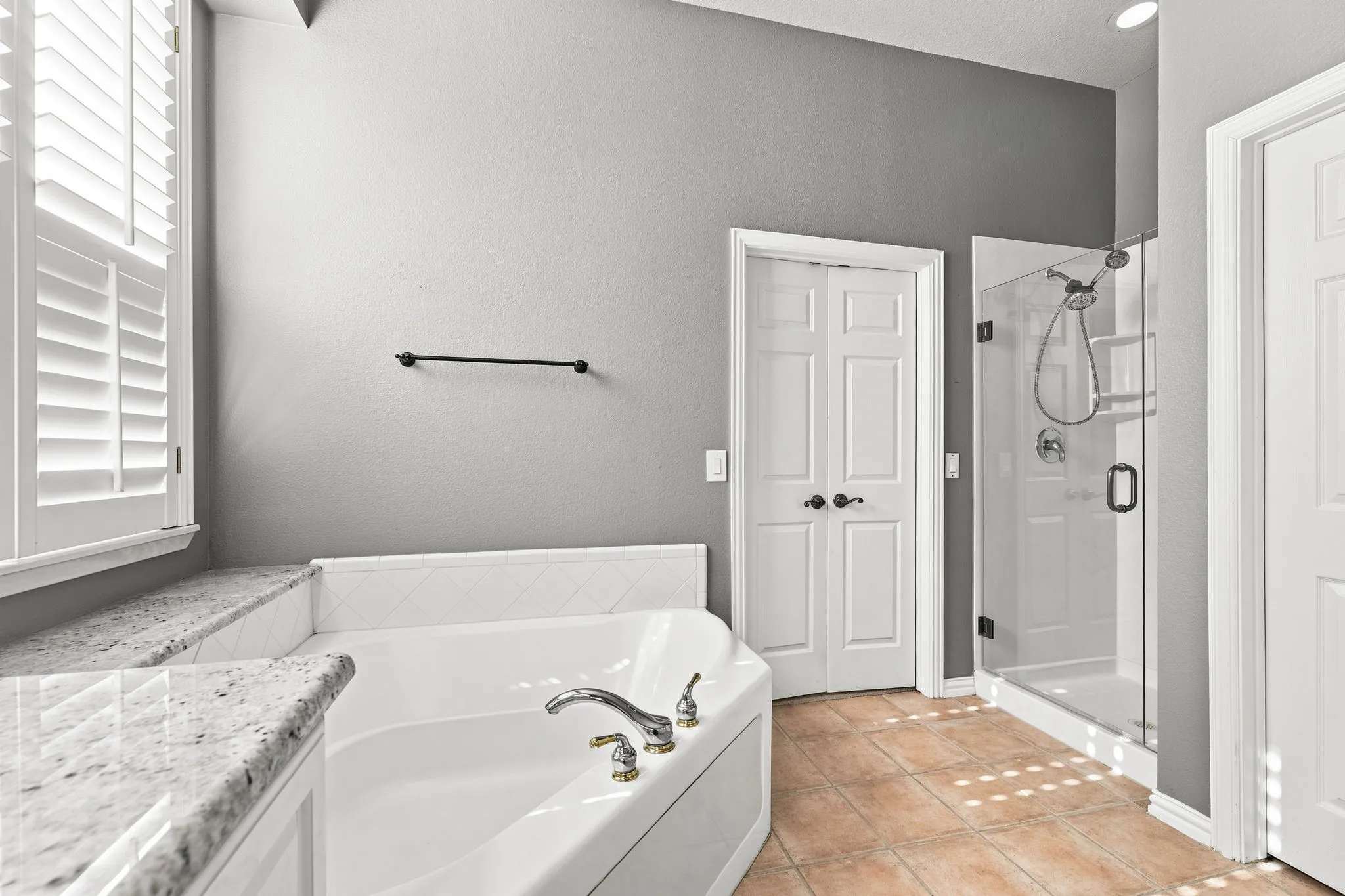 Single Family Residence For Sale in Collin County , 1385 Sagebrook Drive, Fairview, Texas 75069, 2 Bedroom, 2 Bathroom, 2 Garage spaces, 1,848 Sqft, built in 2001, mls#21345114, Real Estate Agent in Fairview, Homes For Sale in Collin county, Homes For Sale in Fairview, Realtor in Fairview Texas, Real Estate Brokerage Independent Realty Texas, Luminita Cordes Realtor