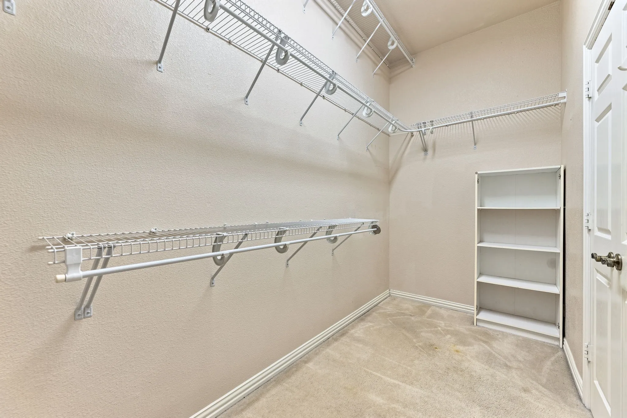 Single Family Residence For Sale in Collin County , 1385 Sagebrook Drive, Fairview, Texas 75069, 2 Bedroom, 2 Bathroom, 2 Garage spaces, 1,848 Sqft, built in 2001, mls#21345114, Real Estate Agent in Fairview, Homes For Sale in Collin county, Homes For Sale in Fairview, Realtor in Fairview Texas, Real Estate Brokerage Independent Realty Texas, Luminita Cordes Realtor