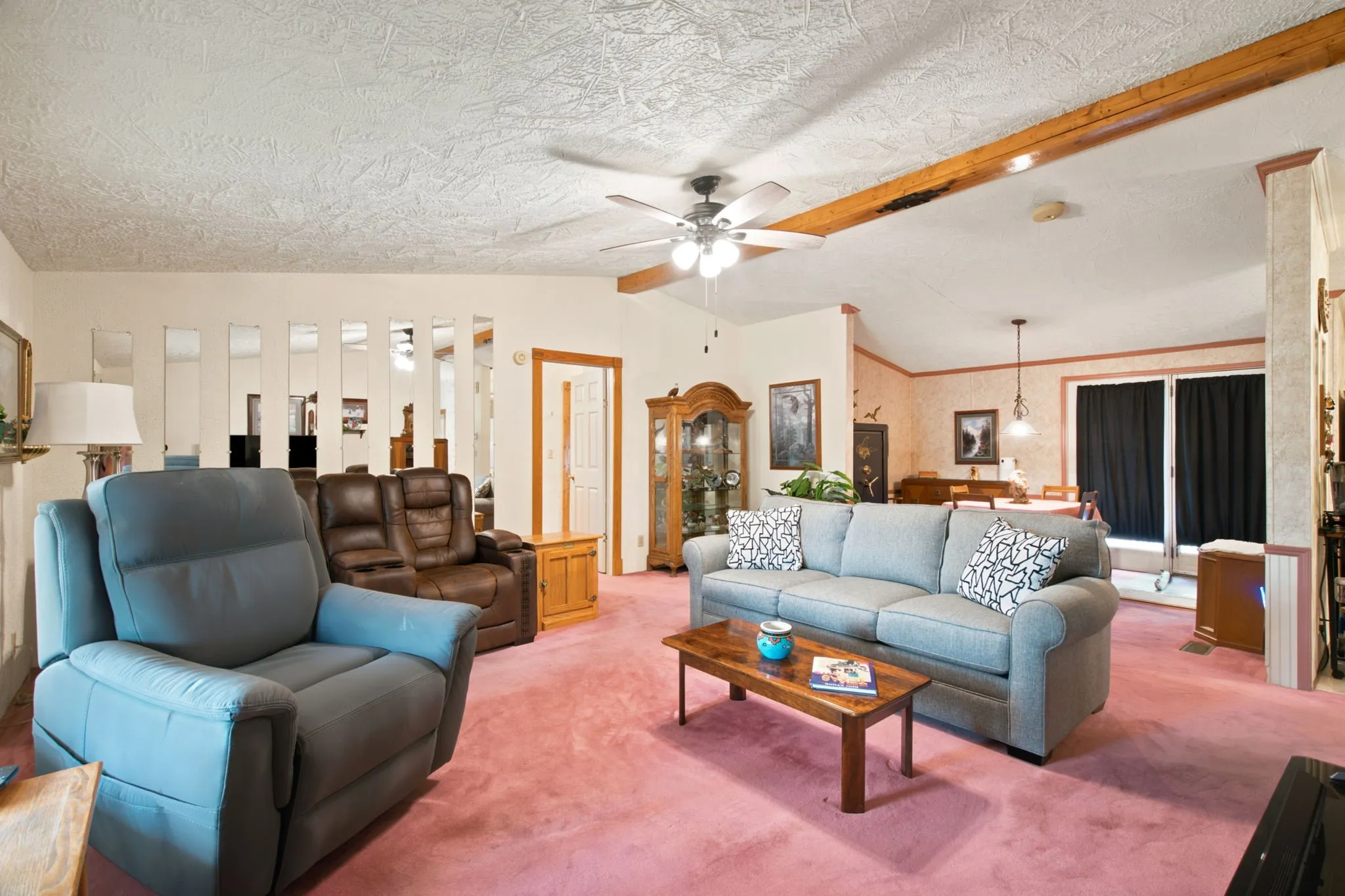 Manufactured Home For Sale in Wise County , 803 Spring Valley Road, Paradise, Texas 76073, 3 Bedroom, 2 Bathroom, Garage spaces, 1,456 Sqft, built in 1986, mls#21347541, Real Estate Agent in Paradise, Homes For Sale in Wise county, Homes For Sale in Paradise, Realtor in Paradise Texas, Real Estate Brokerage Independent Realty Texas, Luminita Cordes Realtor