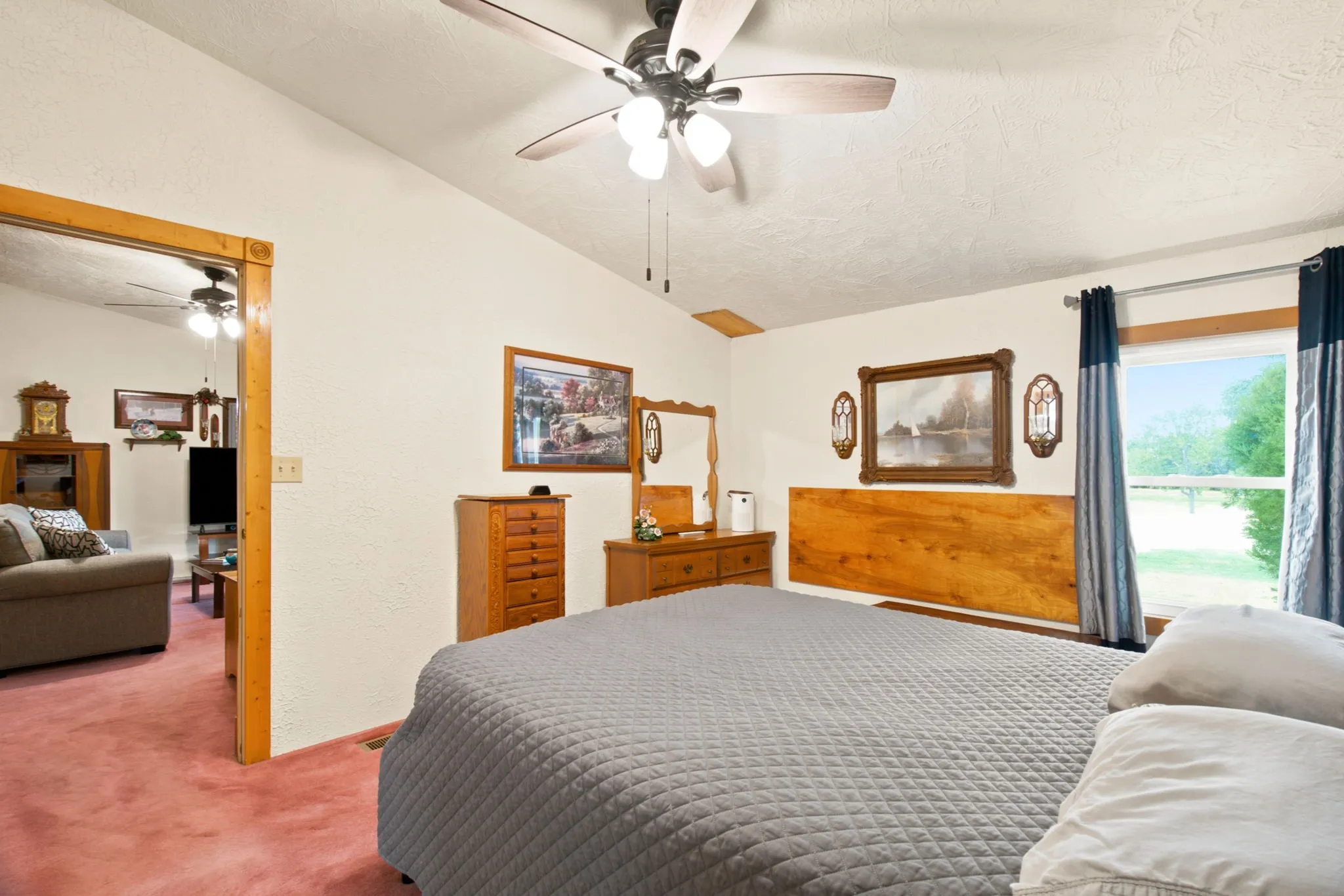 Manufactured Home For Sale in Wise County , 803 Spring Valley Road, Paradise, Texas 76073, 3 Bedroom, 2 Bathroom, Garage spaces, 1,456 Sqft, built in 1986, mls#21347541, Real Estate Agent in Paradise, Homes For Sale in Wise county, Homes For Sale in Paradise, Realtor in Paradise Texas, Real Estate Brokerage Independent Realty Texas, Luminita Cordes Realtor