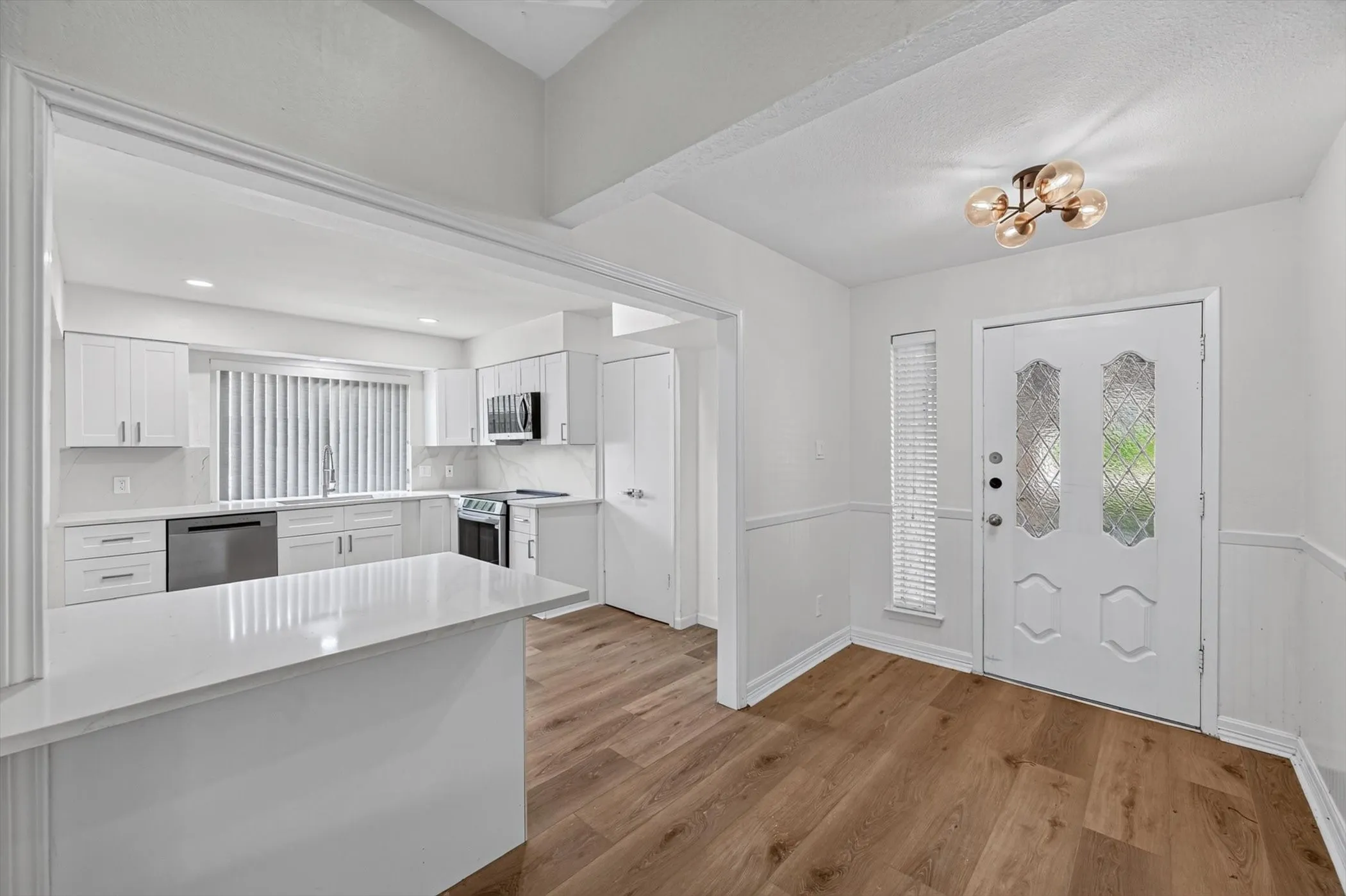 Single Family Residence For Rent in Tarrant County , 4610 Bellefontaine Court, Arlington, Texas 76017, 4 Bedroom, 2 Bathroom, 2 Garage spaces, 2,233 Sqft, built in 1979, mls#21345586, Real Estate Agent in Arlington, Homes For Rent in Tarrant county, Homes For Rent in Arlington, Realtor in Arlington Texas, Real Estate Brokerage Independent Realty Texas, Luminita Cordes Realtor