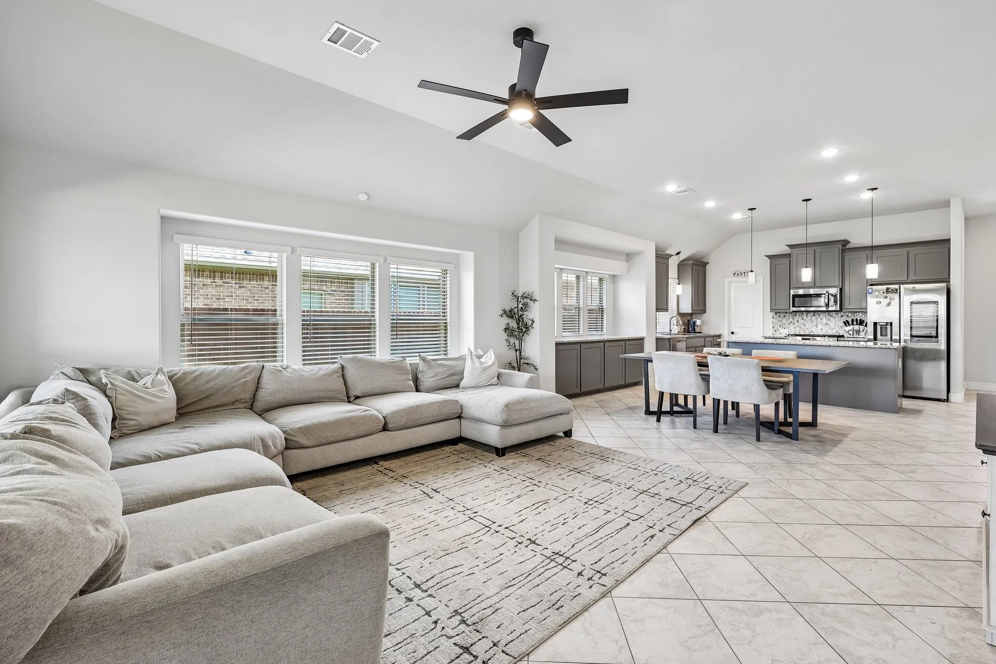 Single Family Residence For Sale in Ellis County , 121 Claywood Drive, Glenn Heights, Texas 75154, 4 Bedroom, 2 Bathroom, 2 Garage spaces, 2,243 Sqft, built in 2023, Price $439,999, mls#21341852, Real Estate Agent in Glenn Heights, Homes For Sale in Ellis county, Homes For Sale in Glenn Heights, Realtor in Glenn Heights Texas, Real Estate Brokerage Independent Realty Texas, Luminita Cordes Realtor