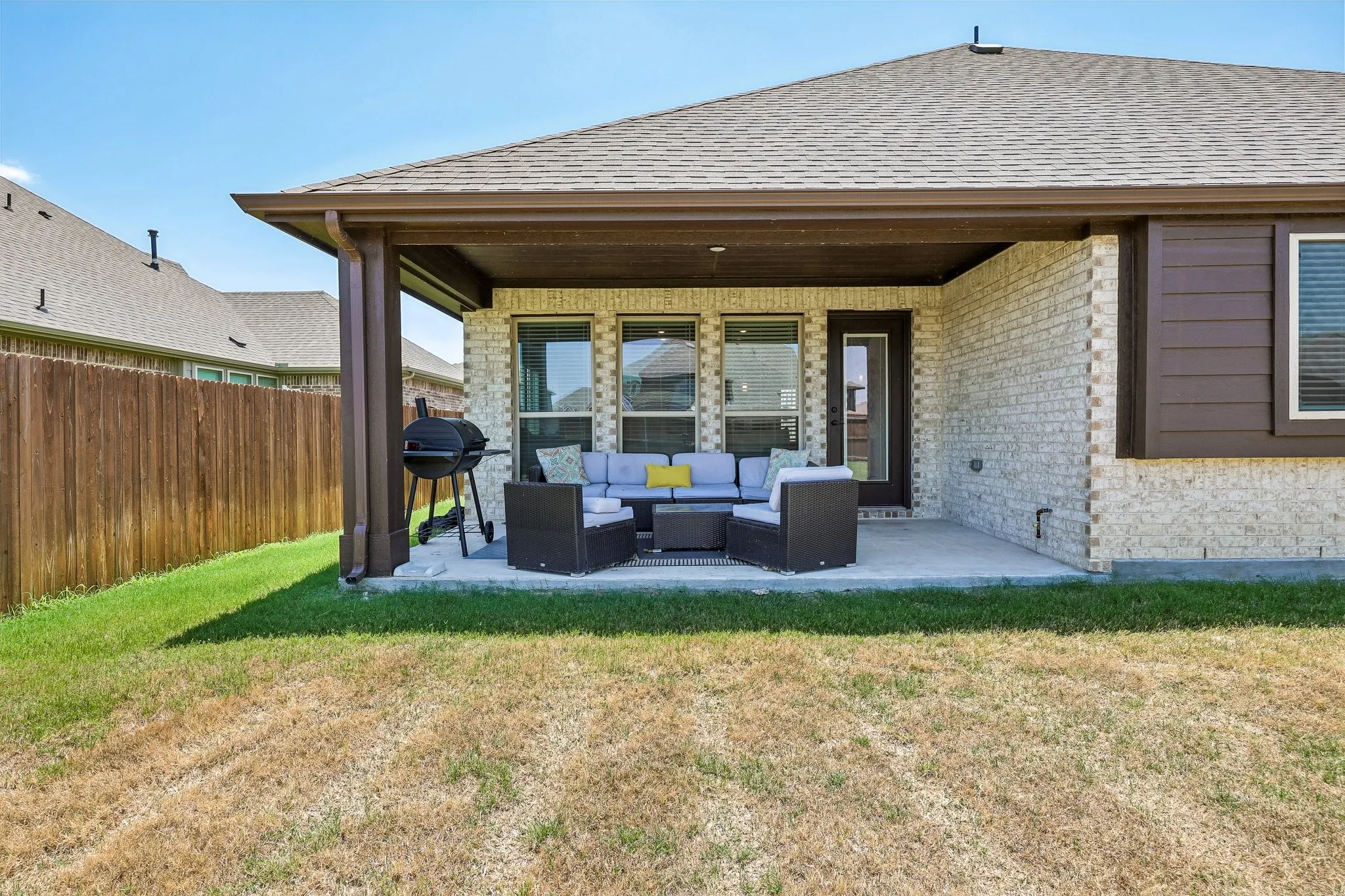 Single Family Residence For Sale in Ellis County , 121 Claywood Drive, Glenn Heights, Texas 75154, 4 Bedroom, 2 Bathroom, 2 Garage spaces, 2,243 Sqft, built in 2023, Price $439,999, mls#21341852, Real Estate Agent in Glenn Heights, Homes For Sale in Ellis county, Homes For Sale in Glenn Heights, Realtor in Glenn Heights Texas, Real Estate Brokerage Independent Realty Texas, Luminita Cordes Realtor