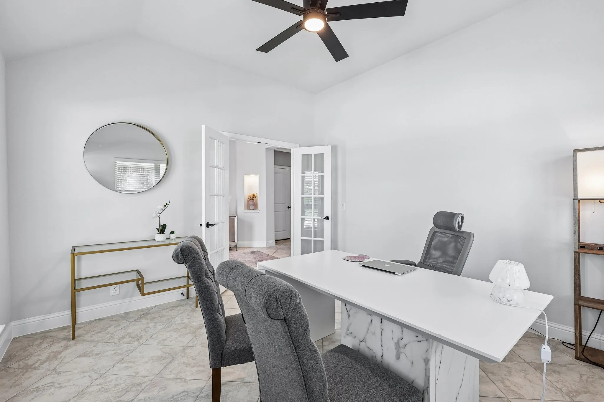 Single Family Residence For Sale in Ellis County , 121 Claywood Drive, Glenn Heights, Texas 75154, 4 Bedroom, 2 Bathroom, 2 Garage spaces, 2,243 Sqft, built in 2023, Price $439,999, mls#21341852, Real Estate Agent in Glenn Heights, Homes For Sale in Ellis county, Homes For Sale in Glenn Heights, Realtor in Glenn Heights Texas, Real Estate Brokerage Independent Realty Texas, Luminita Cordes Realtor