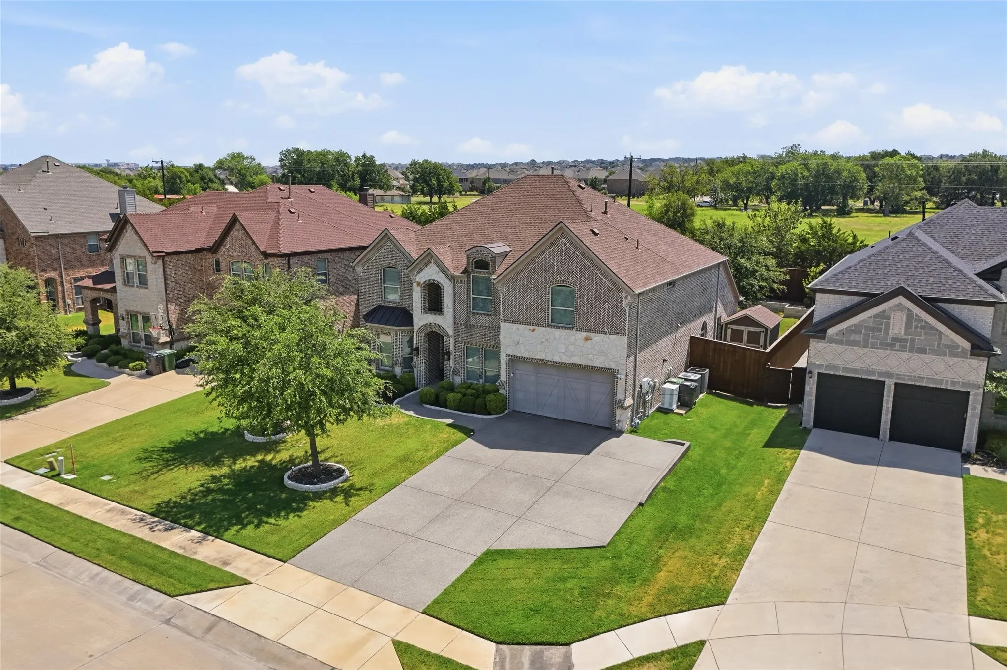 Single Family Residence For Sale in Collin County , 1140 Norfolk Drive, Prosper, Texas 75078, 5 Bedroom, 4 Bathroom, 2 Garage spaces, 3,807 Sqft, built in 2016, mls#21346864, Real Estate Agent in Prosper, Homes For Sale in Collin county, Homes For Sale in Prosper, Realtor in Prosper Texas, Real Estate Brokerage Independent Realty Texas, Luminita Cordes Realtor