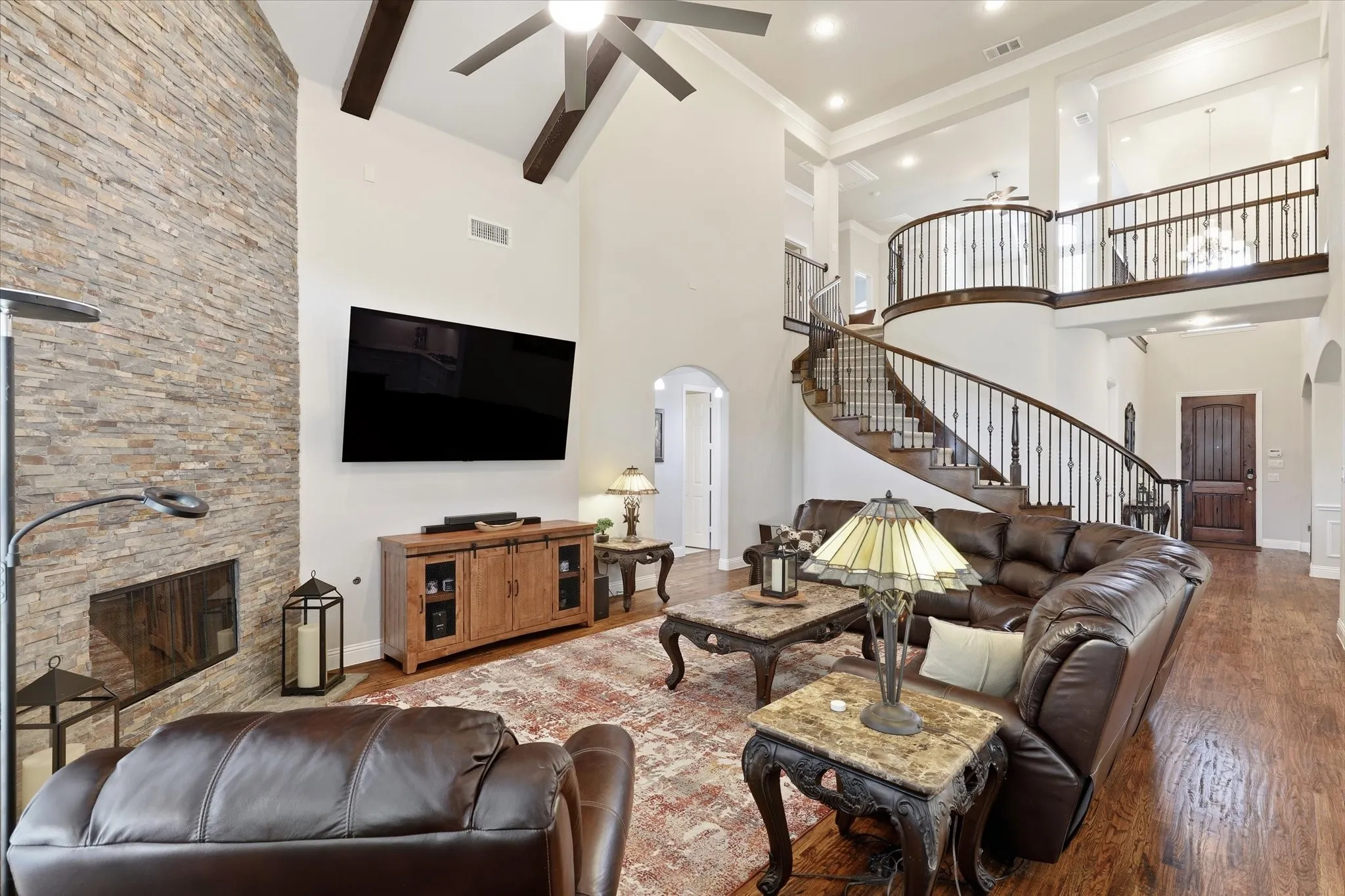 Single Family Residence For Sale in Collin County , 1140 Norfolk Drive, Prosper, Texas 75078, 5 Bedroom, 4 Bathroom, 2 Garage spaces, 3,807 Sqft, built in 2016, mls#21346864, Real Estate Agent in Prosper, Homes For Sale in Collin county, Homes For Sale in Prosper, Realtor in Prosper Texas, Real Estate Brokerage Independent Realty Texas, Luminita Cordes Realtor