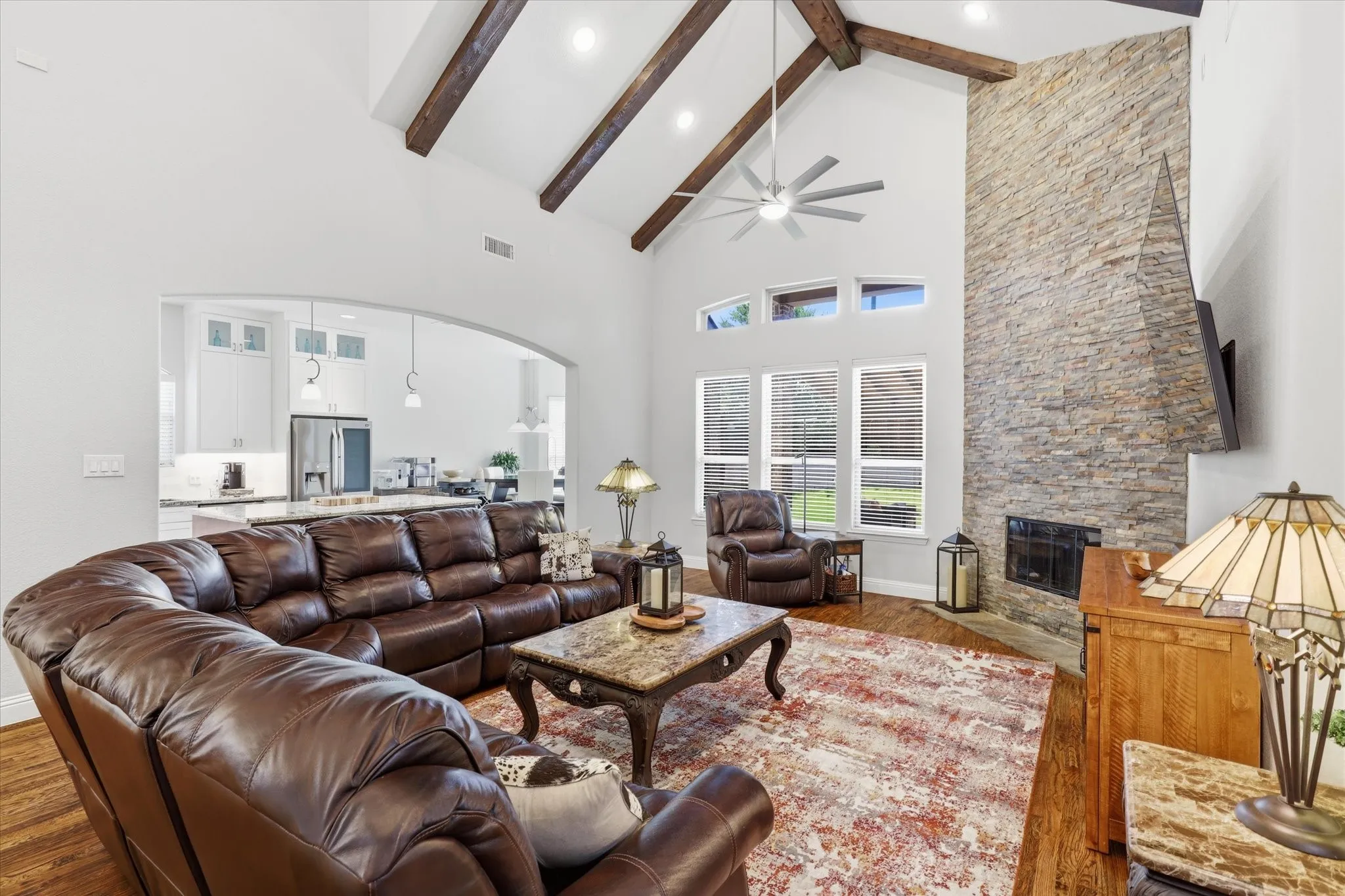 Single Family Residence For Sale in Collin County , 1140 Norfolk Drive, Prosper, Texas 75078, 5 Bedroom, 4 Bathroom, 2 Garage spaces, 3,807 Sqft, built in 2016, mls#21346864, Real Estate Agent in Prosper, Homes For Sale in Collin county, Homes For Sale in Prosper, Realtor in Prosper Texas, Real Estate Brokerage Independent Realty Texas, Luminita Cordes Realtor