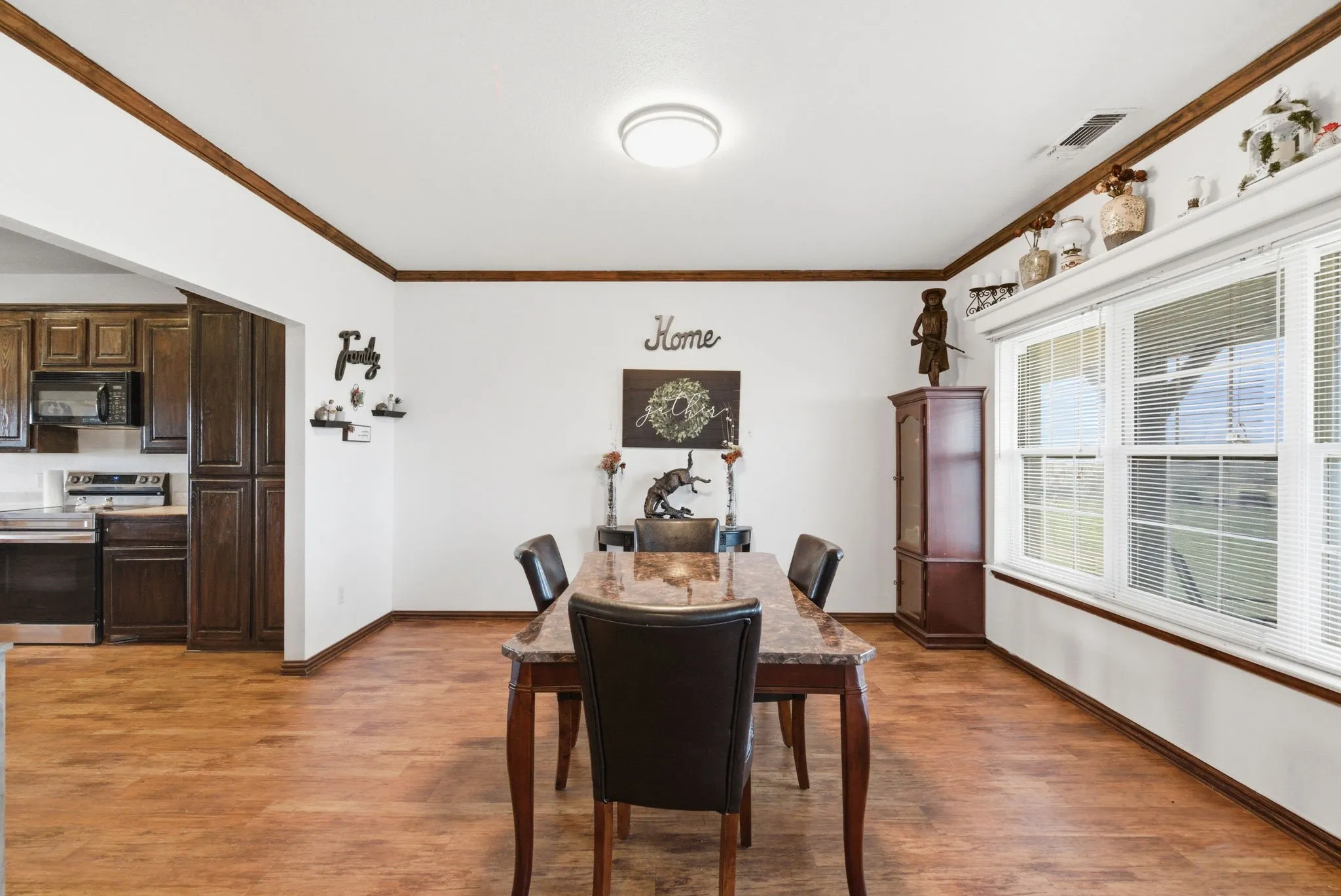 Farm For Sale in Parker County , 301 Rhoades Lane, Springtown, Texas 76082, 5 Bedrooms, 2 Bathrooms, 2 Garage spaces, 3,460 Sqft, built in 2003, Price $729,900, mls#21347648, Real Estate Agent in Springtown, Homes For Sale in Parker county, Homes For Sale in Springtown, Realtor in Springtown Texas, Real Estate Brokerage Independent Realty Texas, Luminita Cordes Realtor