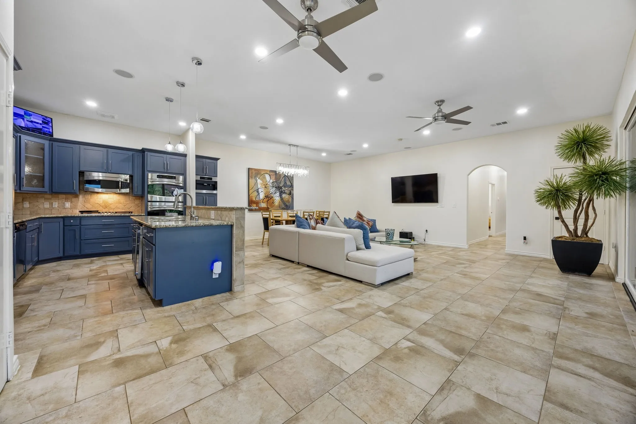 Single Family Residence For Sale in Dallas County , 1032 Bentwater Parkway, Grand Prairie, Texas 75104, 7 Bedrooms, 10 Bathrooms, 7 Garage spaces, 10,104 Sqft, built in 2005, Price $1,895,000, mls#21347576, Real Estate Agent in Grand Prairie, Homes For Sale in Dallas county, Homes For Sale in Grand Prairie, Realtor in Grand Prairie Texas, Real Estate Brokerage Independent Realty Texas, Luminita Cordes Realtor