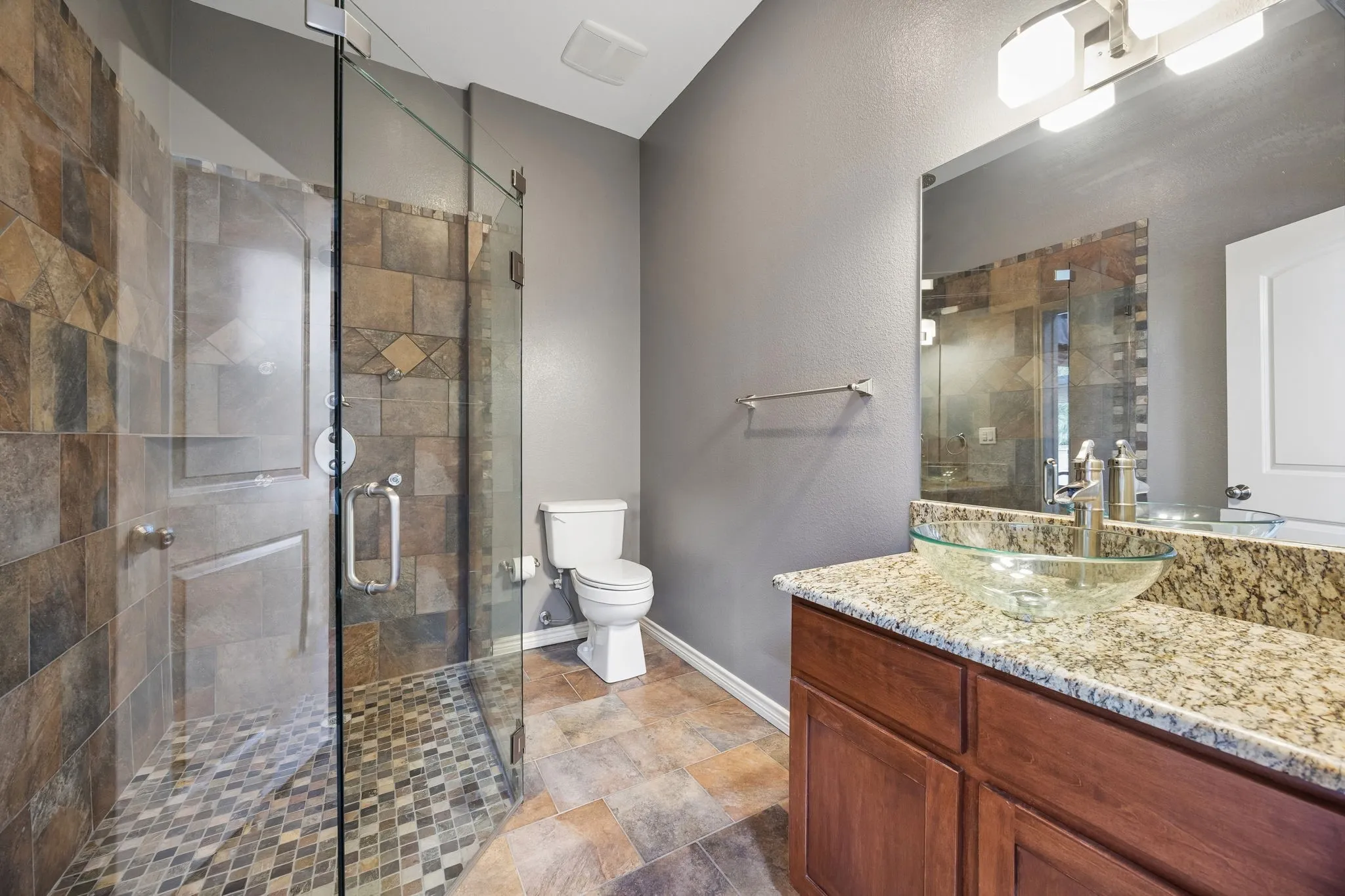 Single Family Residence For Sale in Dallas County , 1032 Bentwater Parkway, Grand Prairie, Texas 75104, 7 Bedrooms, 10 Bathrooms, 7 Garage spaces, 10,104 Sqft, built in 2005, Price $1,895,000, mls#21347576, Real Estate Agent in Grand Prairie, Homes For Sale in Dallas county, Homes For Sale in Grand Prairie, Realtor in Grand Prairie Texas, Real Estate Brokerage Independent Realty Texas, Luminita Cordes Realtor