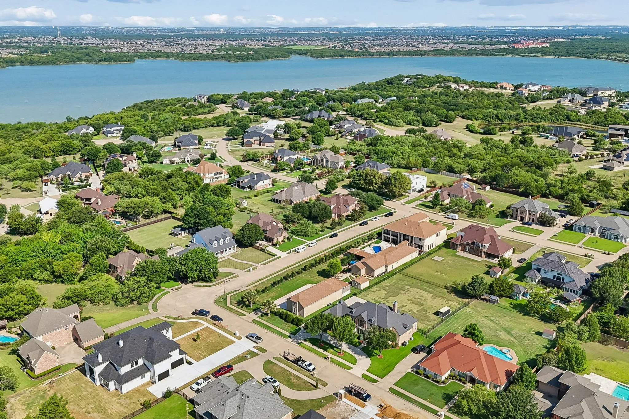 Single Family Residence For Sale in Dallas County , 1032 Bentwater Parkway, Grand Prairie, Texas 75104, 7 Bedrooms, 10 Bathrooms, 7 Garage spaces, 10,104 Sqft, built in 2005, Price $1,895,000, mls#21347576, Real Estate Agent in Grand Prairie, Homes For Sale in Dallas county, Homes For Sale in Grand Prairie, Realtor in Grand Prairie Texas, Real Estate Brokerage Independent Realty Texas, Luminita Cordes Realtor