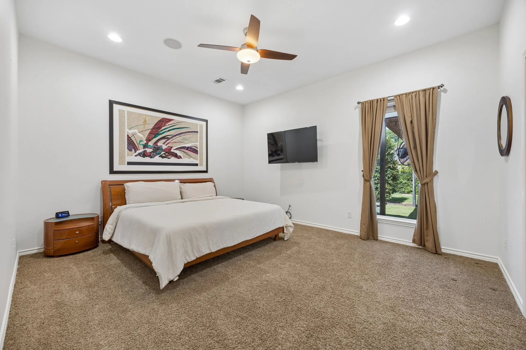 Single Family Residence For Sale in Dallas County , 1032 Bentwater Parkway, Grand Prairie, Texas 75104, 7 Bedrooms, 10 Bathrooms, 7 Garage spaces, 10,104 Sqft, built in 2005, Price $1,895,000, mls#21347576, Real Estate Agent in Grand Prairie, Homes For Sale in Dallas county, Homes For Sale in Grand Prairie, Realtor in Grand Prairie Texas, Real Estate Brokerage Independent Realty Texas, Luminita Cordes Realtor