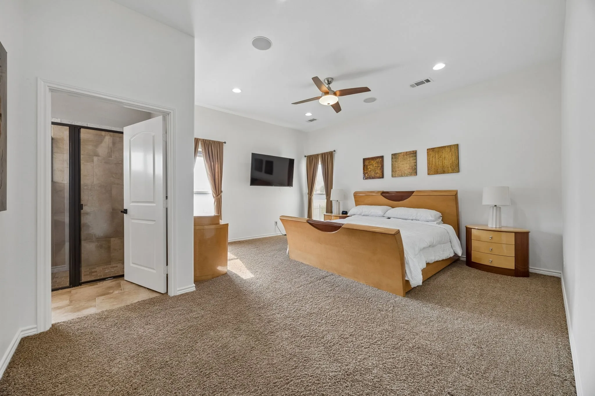 Single Family Residence For Sale in Dallas County , 1032 Bentwater Parkway, Grand Prairie, Texas 75104, 7 Bedrooms, 10 Bathrooms, 7 Garage spaces, 10,104 Sqft, built in 2005, Price $1,895,000, mls#21347576, Real Estate Agent in Grand Prairie, Homes For Sale in Dallas county, Homes For Sale in Grand Prairie, Realtor in Grand Prairie Texas, Real Estate Brokerage Independent Realty Texas, Luminita Cordes Realtor