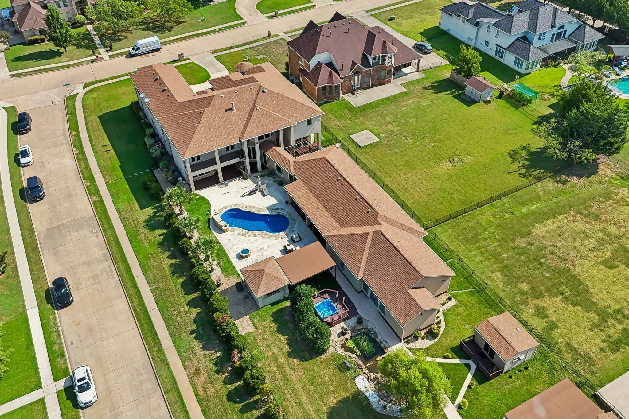 Single Family Residence For Sale in Dallas County , 1032 Bentwater Parkway, Grand Prairie, Texas 75104, 7 Bedrooms, 10 Bathrooms, 7 Garage spaces, 10,104 Sqft, built in 2005, Price $1,895,000, mls#21347576, Real Estate Agent in Grand Prairie, Homes For Sale in Dallas county, Homes For Sale in Grand Prairie, Realtor in Grand Prairie Texas, Real Estate Brokerage Independent Realty Texas, Luminita Cordes Realtor