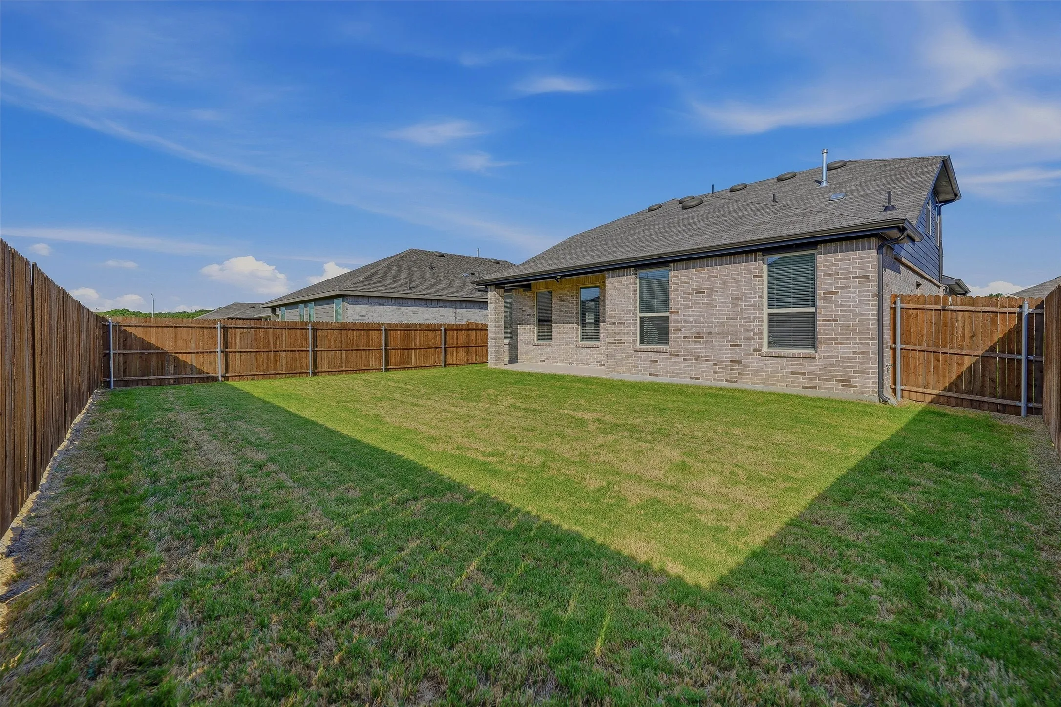 Single Family Residence For Sale in Tarrant County , 3121 Dixondale Drive, Fort Worth, Texas 76108, 5 Bedroom, 3 Bathroom, 2 Garage spaces, 2,567 Sqft, built in 2025, mls#21345717, Real Estate Agent in Fort Worth, Homes For Sale in Tarrant county, Homes For Sale in Fort Worth, Realtor in Fort Worth Texas, Real Estate Brokerage Independent Realty Texas, Luminita Cordes Realtor