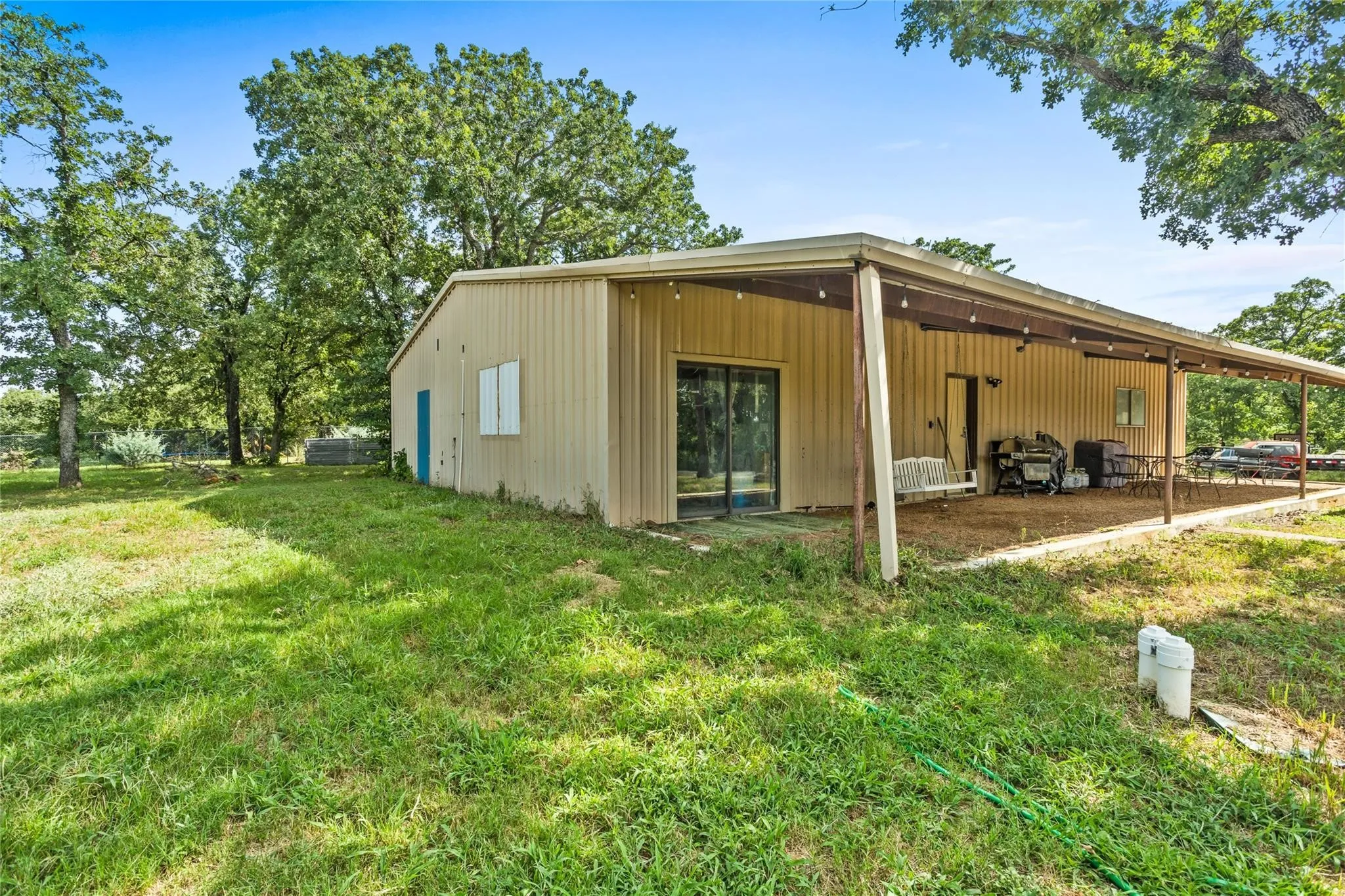 Single Family Residence For Sale in Tarrant County , 9204 Indian Knoll Trail, Keller, Texas 76248, 4 Bedroom, 3 Bathroom, 6 Garage spaces, 4,444 Sqft, built in 1972, mls#21343156, Real Estate Agent in Keller, Homes For Sale in Tarrant county, Homes For Sale in Keller, Realtor in Keller Texas, Real Estate Brokerage Independent Realty Texas, Luminita Cordes Realtor