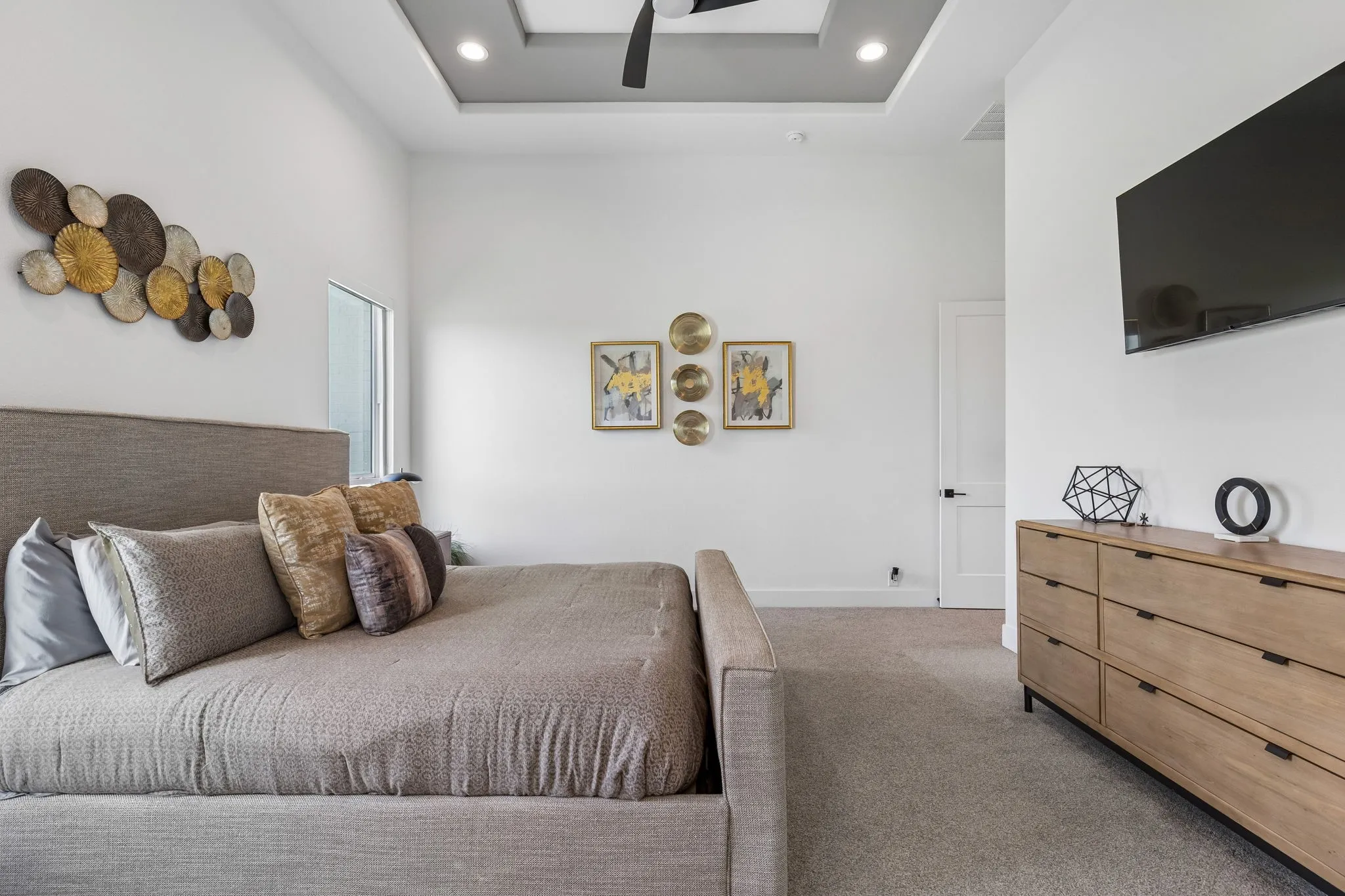 Single Family Residence For Sale in Tarrant County , 12311 Bella Cirro Drive, Fort Worth, Texas 76126, 4 Bedroom, 3 Bathroom, 3 Garage spaces, 3,369 Sqft, built in 2022, mls#21347662, Real Estate Agent in Fort Worth, Homes For Sale in Tarrant county, Homes For Sale in Fort Worth, Realtor in Fort Worth Texas, Real Estate Brokerage Independent Realty Texas, Luminita Cordes Realtor