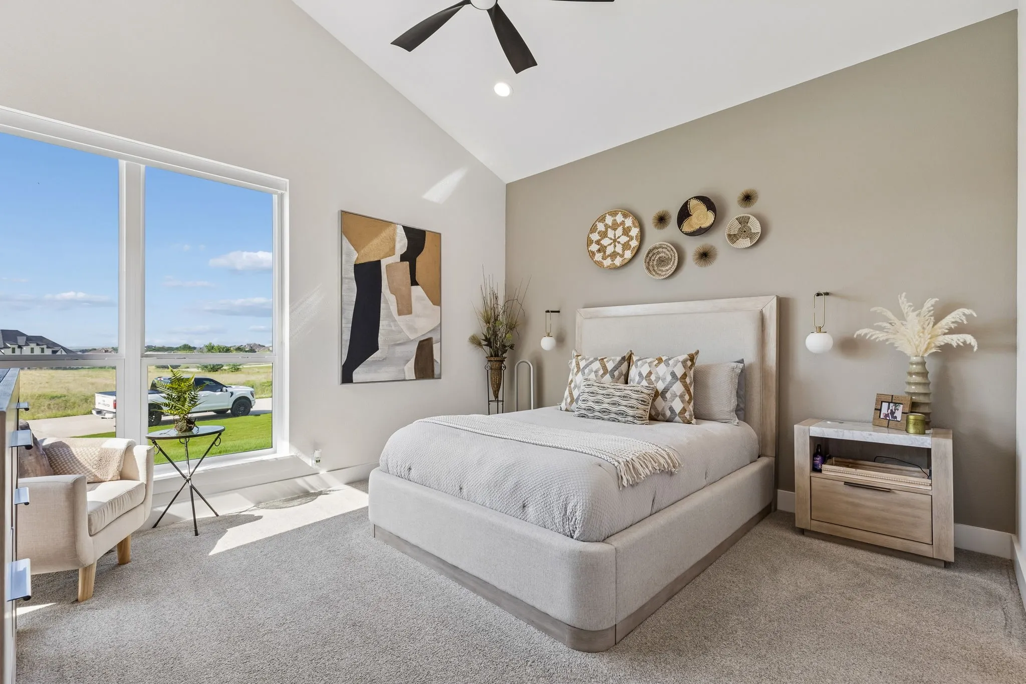 Single Family Residence For Sale in Tarrant County , 12311 Bella Cirro Drive, Fort Worth, Texas 76126, 4 Bedroom, 3 Bathroom, 3 Garage spaces, 3,369 Sqft, built in 2022, mls#21347662, Real Estate Agent in Fort Worth, Homes For Sale in Tarrant county, Homes For Sale in Fort Worth, Realtor in Fort Worth Texas, Real Estate Brokerage Independent Realty Texas, Luminita Cordes Realtor