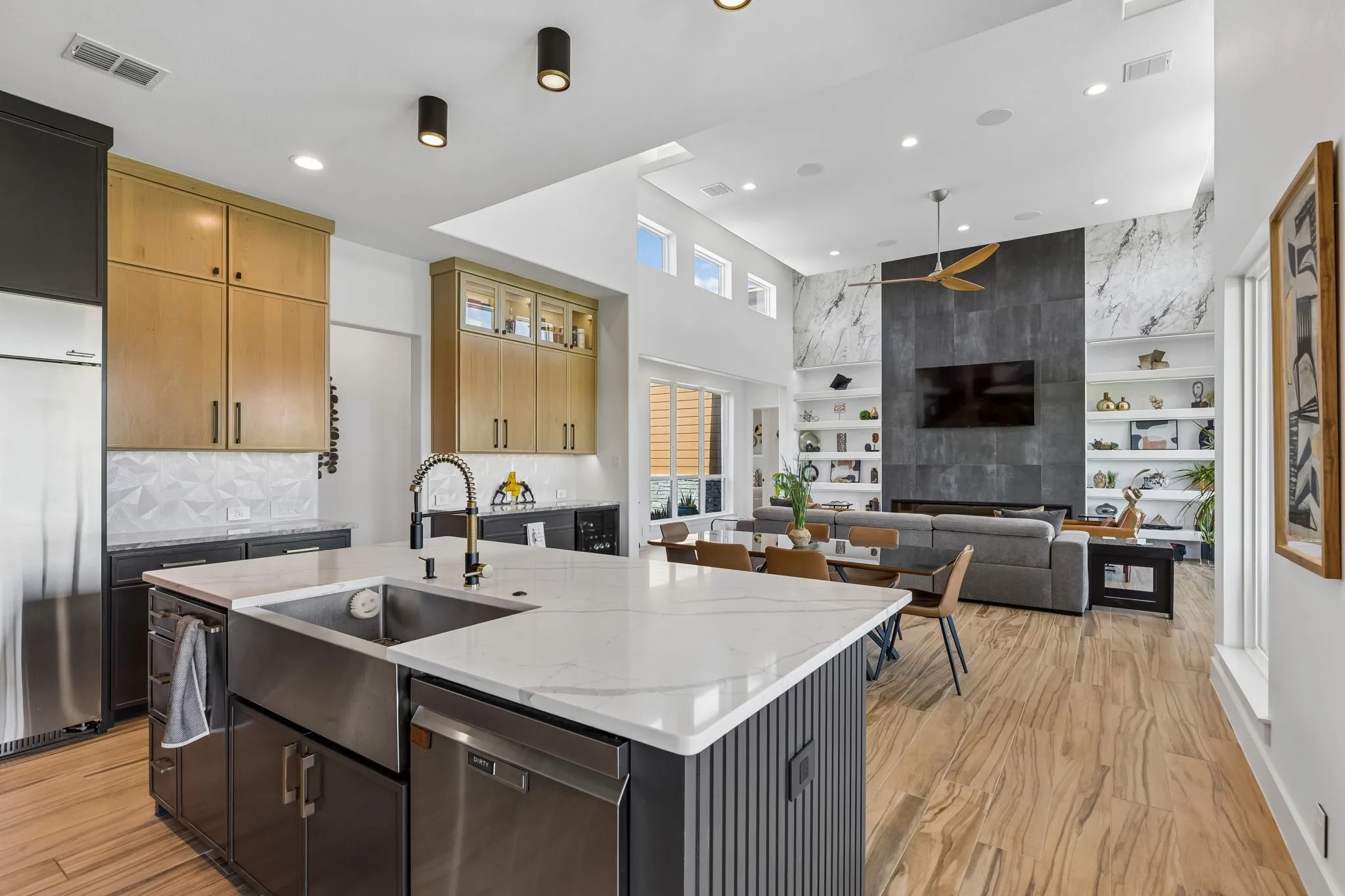 Single Family Residence For Sale in Tarrant County , 12311 Bella Cirro Drive, Fort Worth, Texas 76126, 4 Bedroom, 3 Bathroom, 3 Garage spaces, 3,369 Sqft, built in 2022, mls#21347662, Real Estate Agent in Fort Worth, Homes For Sale in Tarrant county, Homes For Sale in Fort Worth, Realtor in Fort Worth Texas, Real Estate Brokerage Independent Realty Texas, Luminita Cordes Realtor