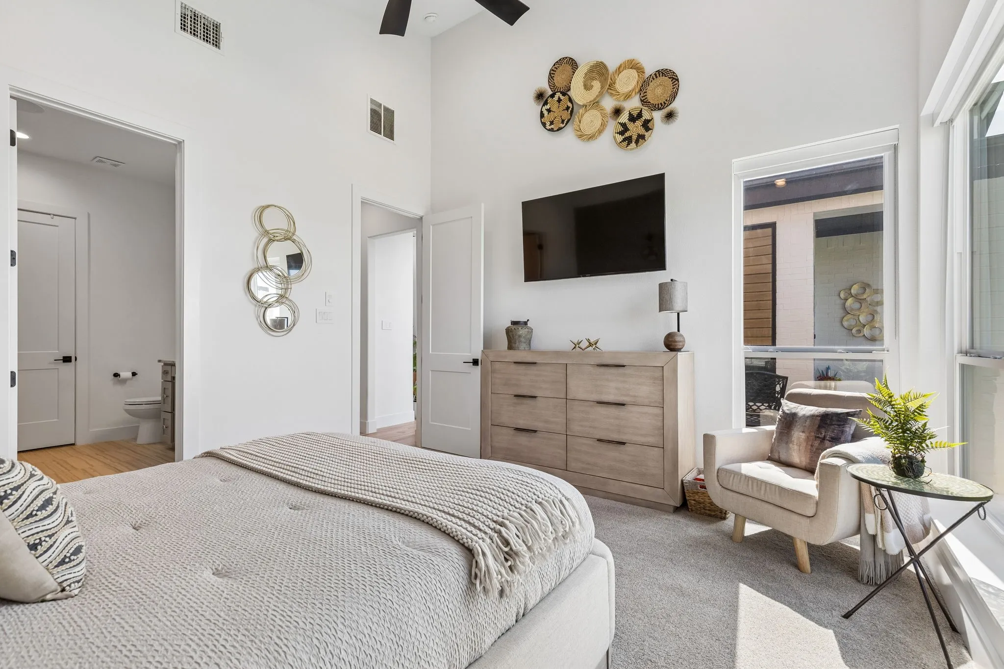 Single Family Residence For Sale in Tarrant County , 12311 Bella Cirro Drive, Fort Worth, Texas 76126, 4 Bedroom, 3 Bathroom, 3 Garage spaces, 3,369 Sqft, built in 2022, mls#21347662, Real Estate Agent in Fort Worth, Homes For Sale in Tarrant county, Homes For Sale in Fort Worth, Realtor in Fort Worth Texas, Real Estate Brokerage Independent Realty Texas, Luminita Cordes Realtor