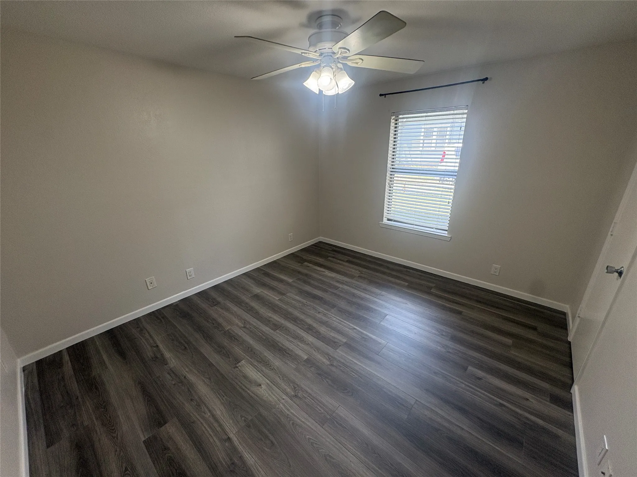 Condominium For Rent in Denton County , 904 N Austin Street, Denton, Texas 76201, 1 Bedroom, 1 Bathroom, Garage spaces, 697 Sqft, built in 1983, mls#21347671, Real Estate Agent in Denton, Homes For Rent in Denton county, Homes For Rent in Denton, Realtor in Denton Texas, Real Estate Brokerage Independent Realty Texas, Luminita Cordes Realtor