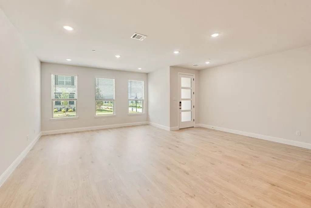 Townhouse For Sale in Dallas County , 8321 Bayside Drive, Rowlett, Texas 75088, 3 Bedroom, 3 Bathroom, 2 Garage spaces, 1,914 Sqft, built in 2026, mls#21347056, Real Estate Agent in Rowlett, Homes For Sale in Dallas county, Homes For Sale in Rowlett, Realtor in Rowlett Texas, Real Estate Brokerage Independent Realty Texas, Luminita Cordes Realtor