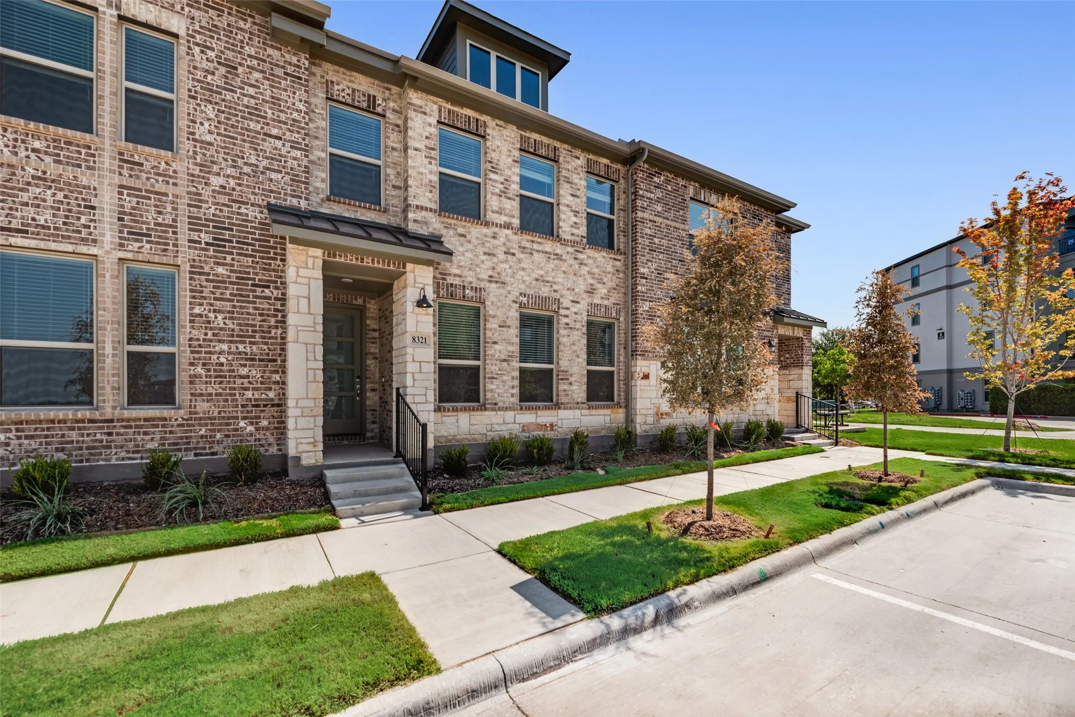 Townhouse For Sale in Dallas County , 8321 Bayside Drive, Rowlett, Texas 75088, 3 Bedroom, 3 Bathroom, 2 Garage spaces, 1,914 Sqft, built in 2026, mls#21347056, Real Estate Agent in Rowlett, Homes For Sale in Dallas county, Homes For Sale in Rowlett, Realtor in Rowlett Texas, Real Estate Brokerage Independent Realty Texas, Luminita Cordes Realtor