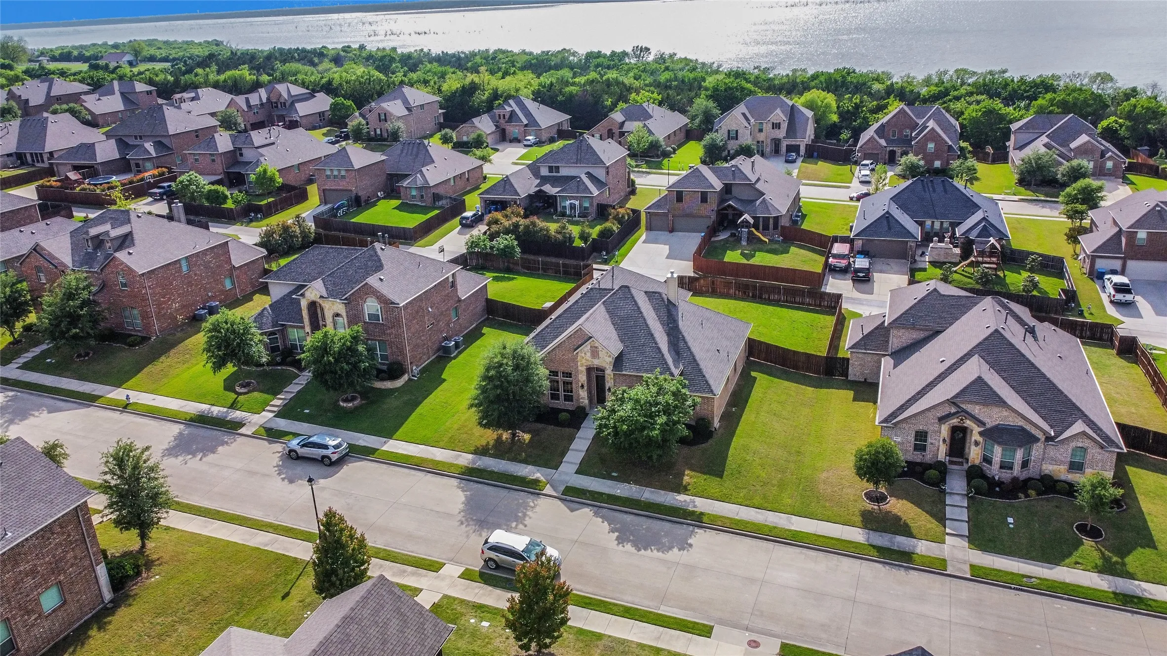 Single Family Residence For Rent in Rockwall County , 3921 Cameron Lane, Rockwall, Texas 75087, 4 Bedroom, 3 Bathroom, 2 Garage spaces, 2,692 Sqft, built in 2016, mls#21343084, Real Estate Agent in Rockwall, Homes For Rent in Rockwall county, Homes For Rent in Rockwall, Realtor in Rockwall Texas, Real Estate Brokerage Independent Realty Texas, Luminita Cordes Realtor