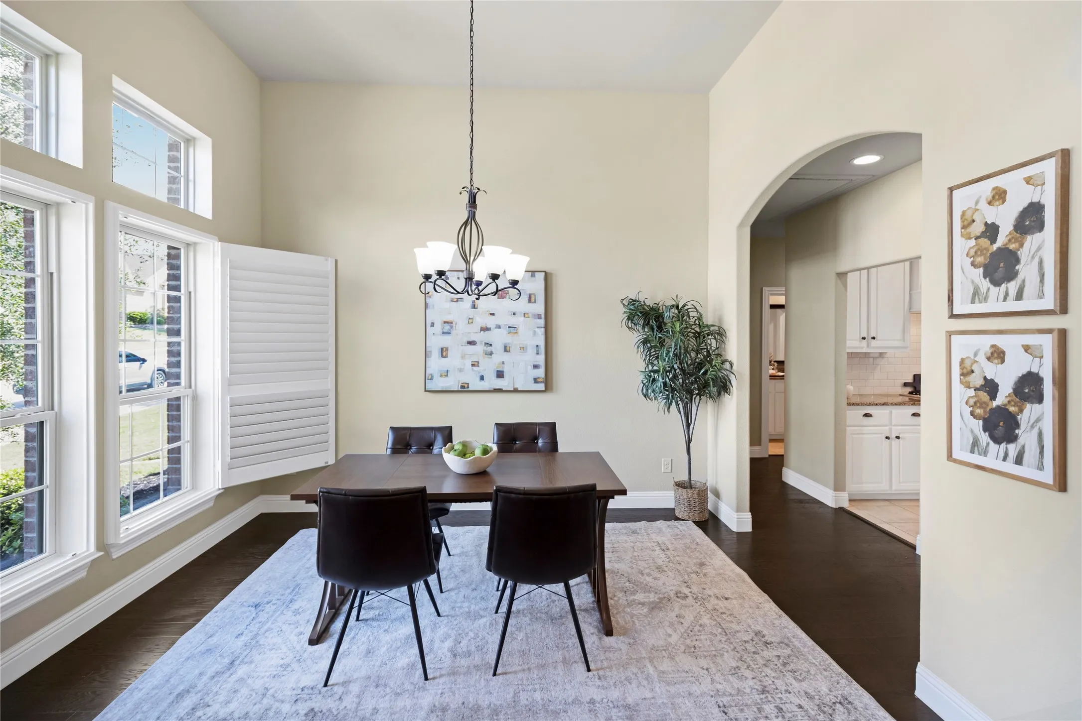 Single Family Residence For Rent in Rockwall County , 3921 Cameron Lane, Rockwall, Texas 75087, 4 Bedroom, 3 Bathroom, 2 Garage spaces, 2,692 Sqft, built in 2016, mls#21343084, Real Estate Agent in Rockwall, Homes For Rent in Rockwall county, Homes For Rent in Rockwall, Realtor in Rockwall Texas, Real Estate Brokerage Independent Realty Texas, Luminita Cordes Realtor