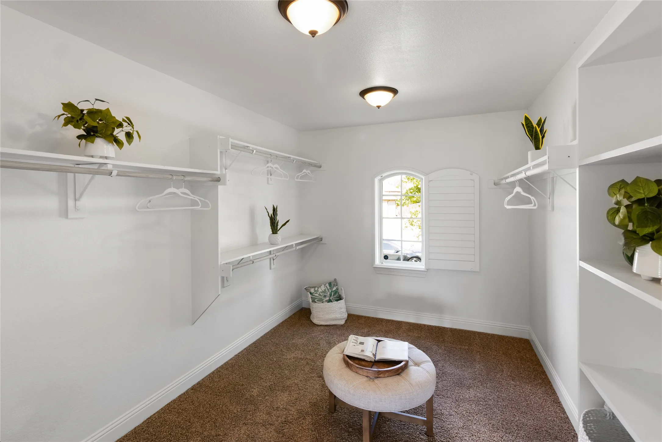 Single Family Residence For Rent in Rockwall County , 3921 Cameron Lane, Rockwall, Texas 75087, 4 Bedroom, 3 Bathroom, 2 Garage spaces, 2,692 Sqft, built in 2016, mls#21343084, Real Estate Agent in Rockwall, Homes For Rent in Rockwall county, Homes For Rent in Rockwall, Realtor in Rockwall Texas, Real Estate Brokerage Independent Realty Texas, Luminita Cordes Realtor