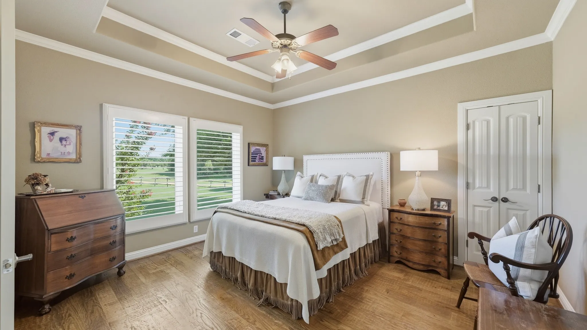 Single Family Residence For Sale in Parker County , 241 Pinnacle Peak Lane, Weatherford, Texas 76087, 3 Bedroom, 4 Bathroom, 3 Garage spaces, 3,417 Sqft, built in 2001, mls#21323733, Real Estate Agent in Weatherford, Homes For Sale in Parker county, Homes For Sale in Weatherford, Realtor in Weatherford Texas, Real Estate Brokerage Independent Realty Texas, Luminita Cordes Realtor