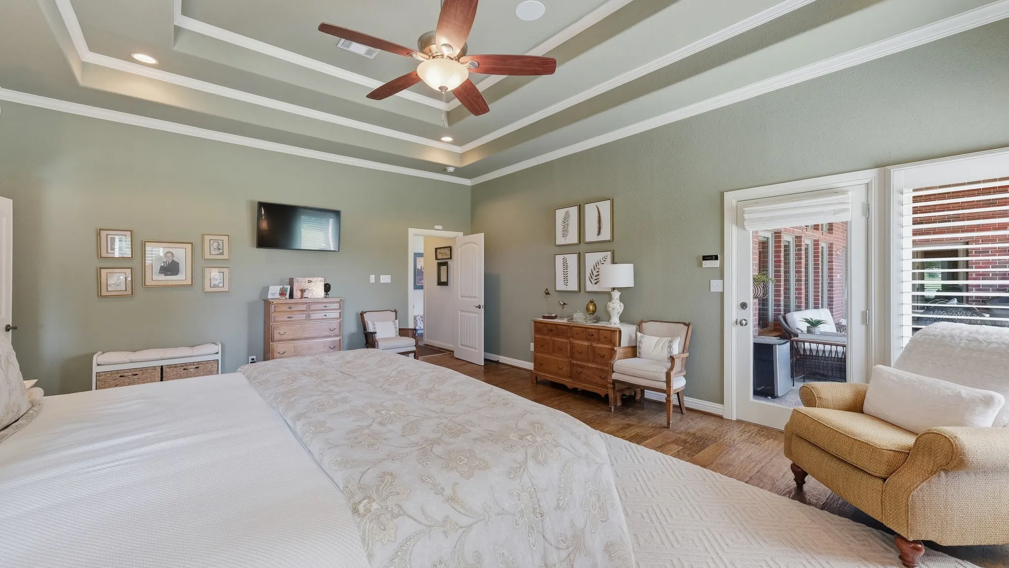 Single Family Residence For Sale in Parker County , 241 Pinnacle Peak Lane, Weatherford, Texas 76087, 3 Bedroom, 4 Bathroom, 3 Garage spaces, 3,417 Sqft, built in 2001, mls#21323733, Real Estate Agent in Weatherford, Homes For Sale in Parker county, Homes For Sale in Weatherford, Realtor in Weatherford Texas, Real Estate Brokerage Independent Realty Texas, Luminita Cordes Realtor