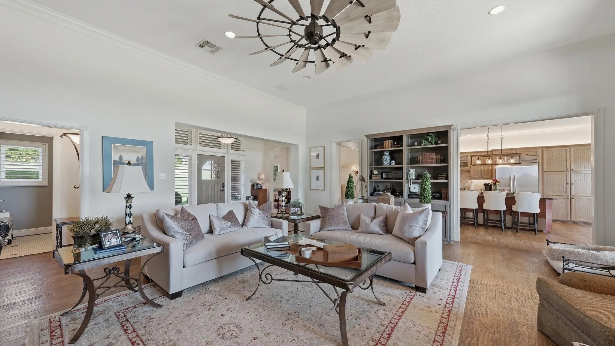 Single Family Residence For Sale in Parker County , 241 Pinnacle Peak Lane, Weatherford, Texas 76087, 3 Bedroom, 4 Bathroom, 3 Garage spaces, 3,417 Sqft, built in 2001, mls#21323733, Real Estate Agent in Weatherford, Homes For Sale in Parker county, Homes For Sale in Weatherford, Realtor in Weatherford Texas, Real Estate Brokerage Independent Realty Texas, Luminita Cordes Realtor